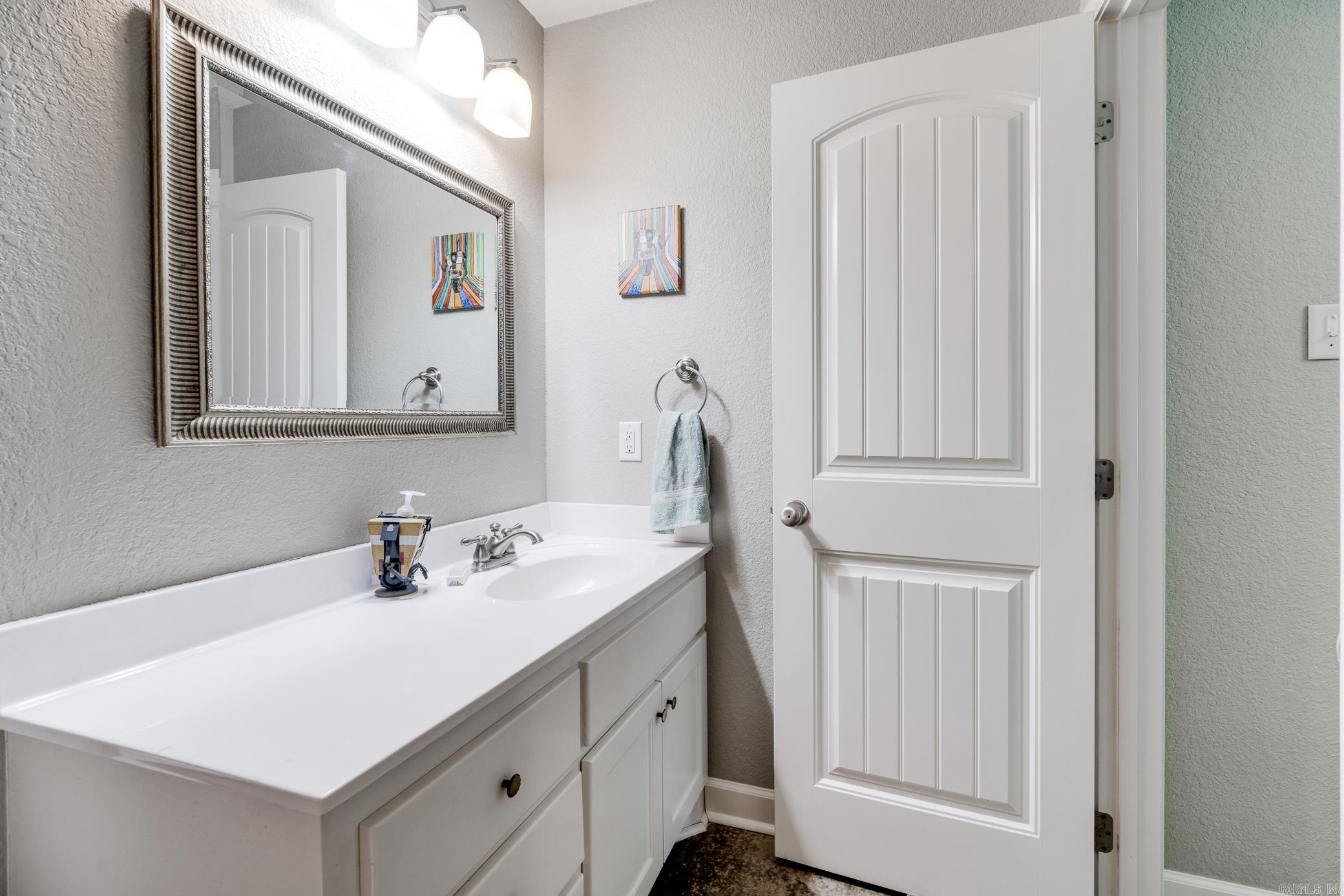 1375 Acuff Lane Property Photo 15