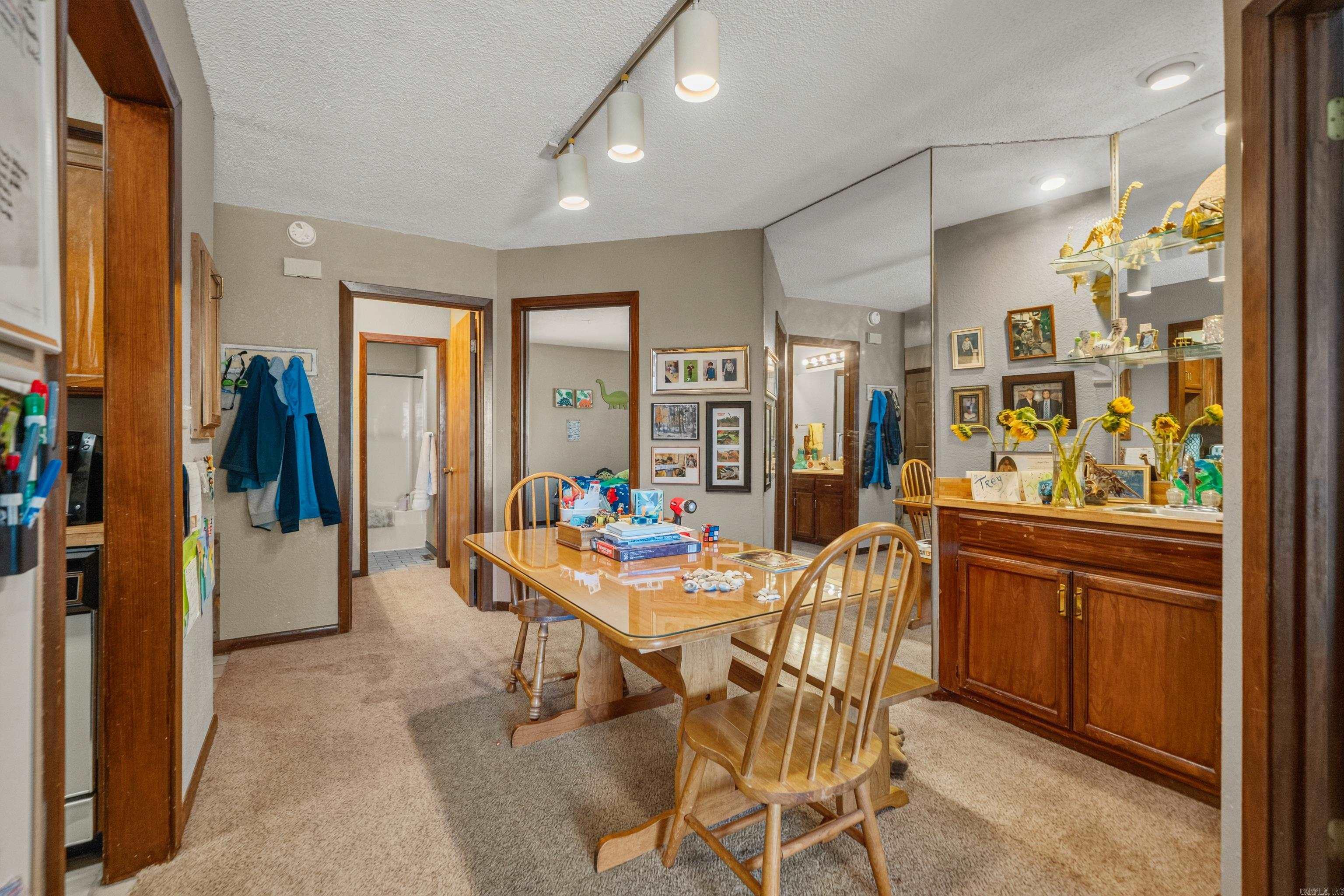 203 Stearns Point Property Photo 5