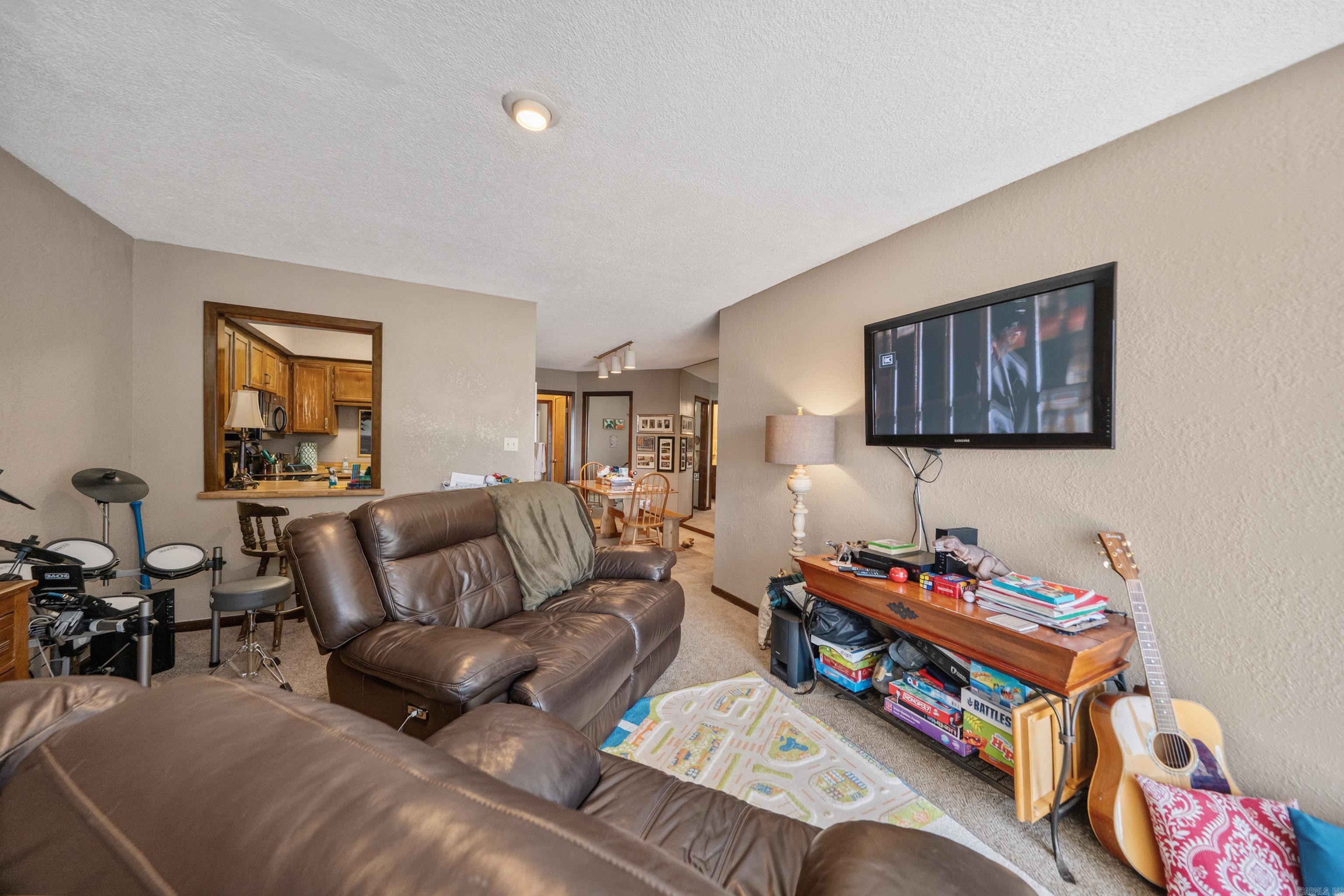 203 Stearns Point Property Photo 8