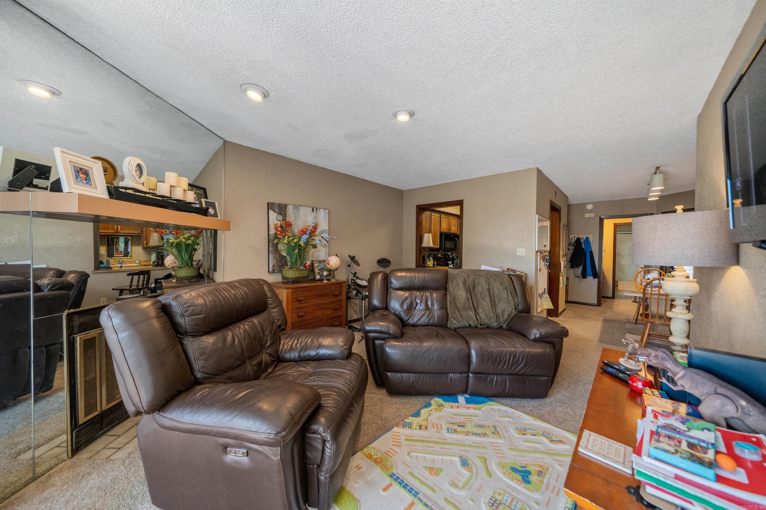 203 Stearns Point Property Photo 9