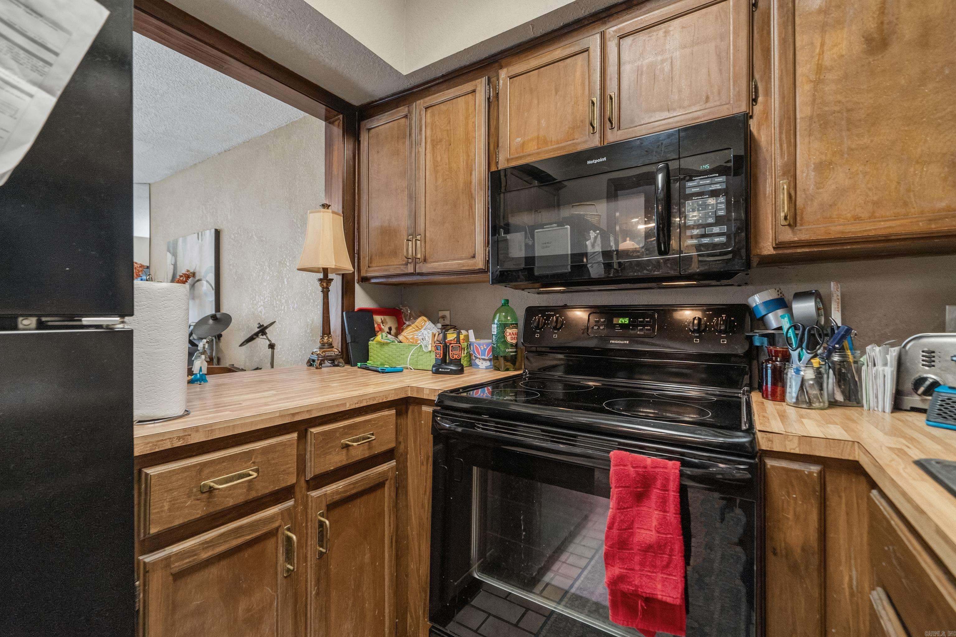 203 Stearns Point Property Photo 12