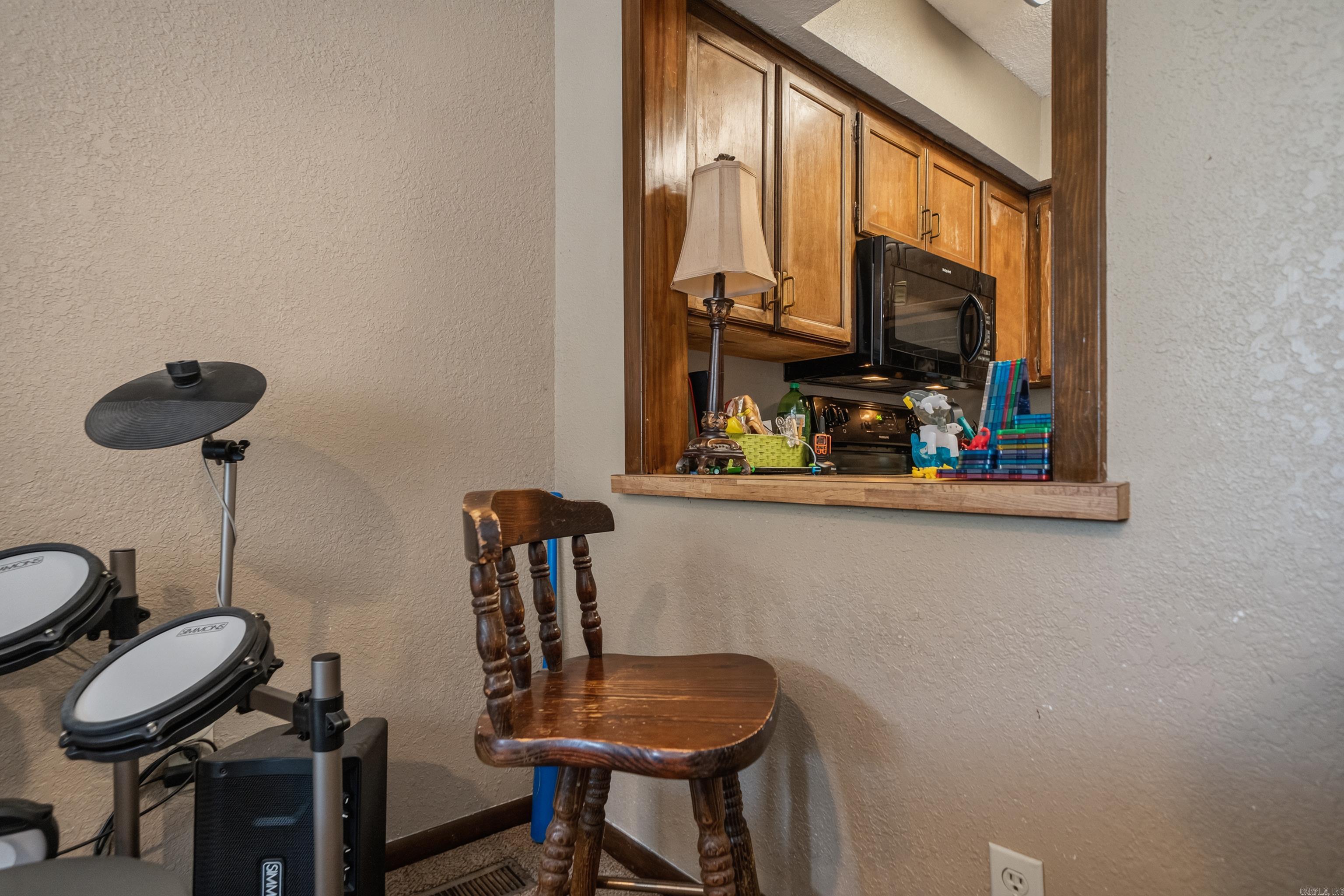 203 Stearns Point Property Photo 13
