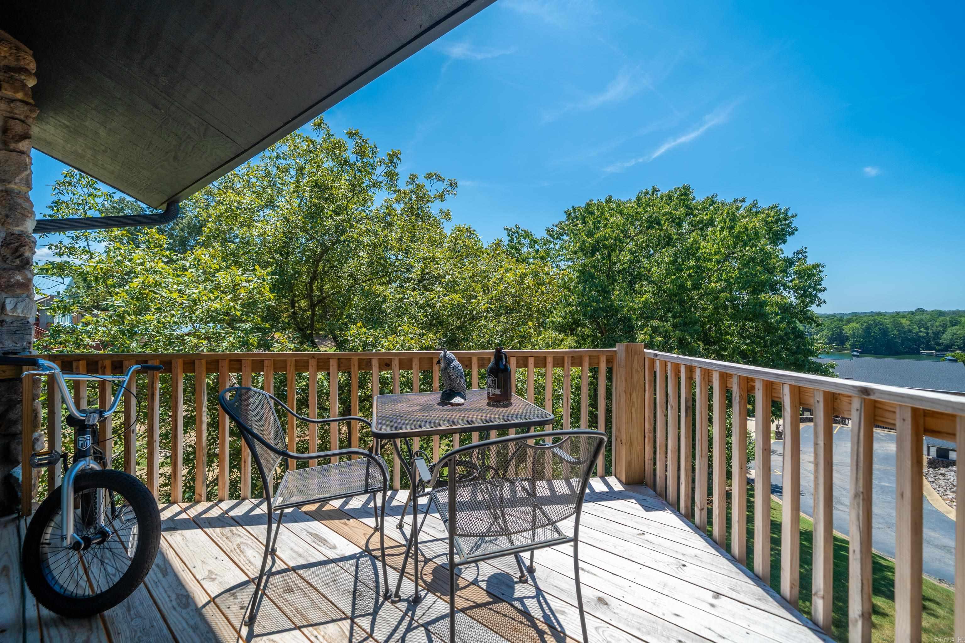 203 Stearns Point Property Photo 29