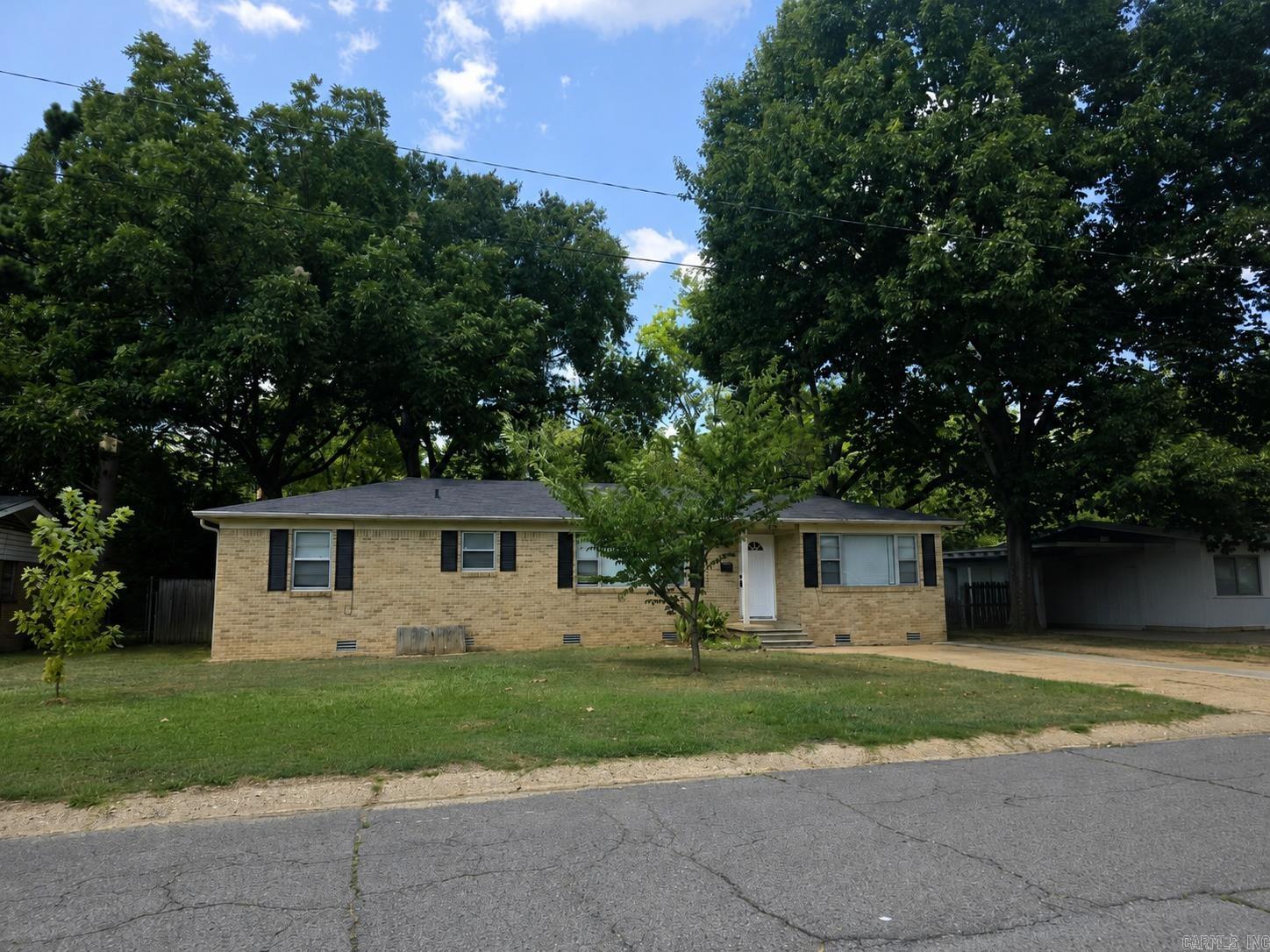 2106 Independence Avenue Property Photo 1