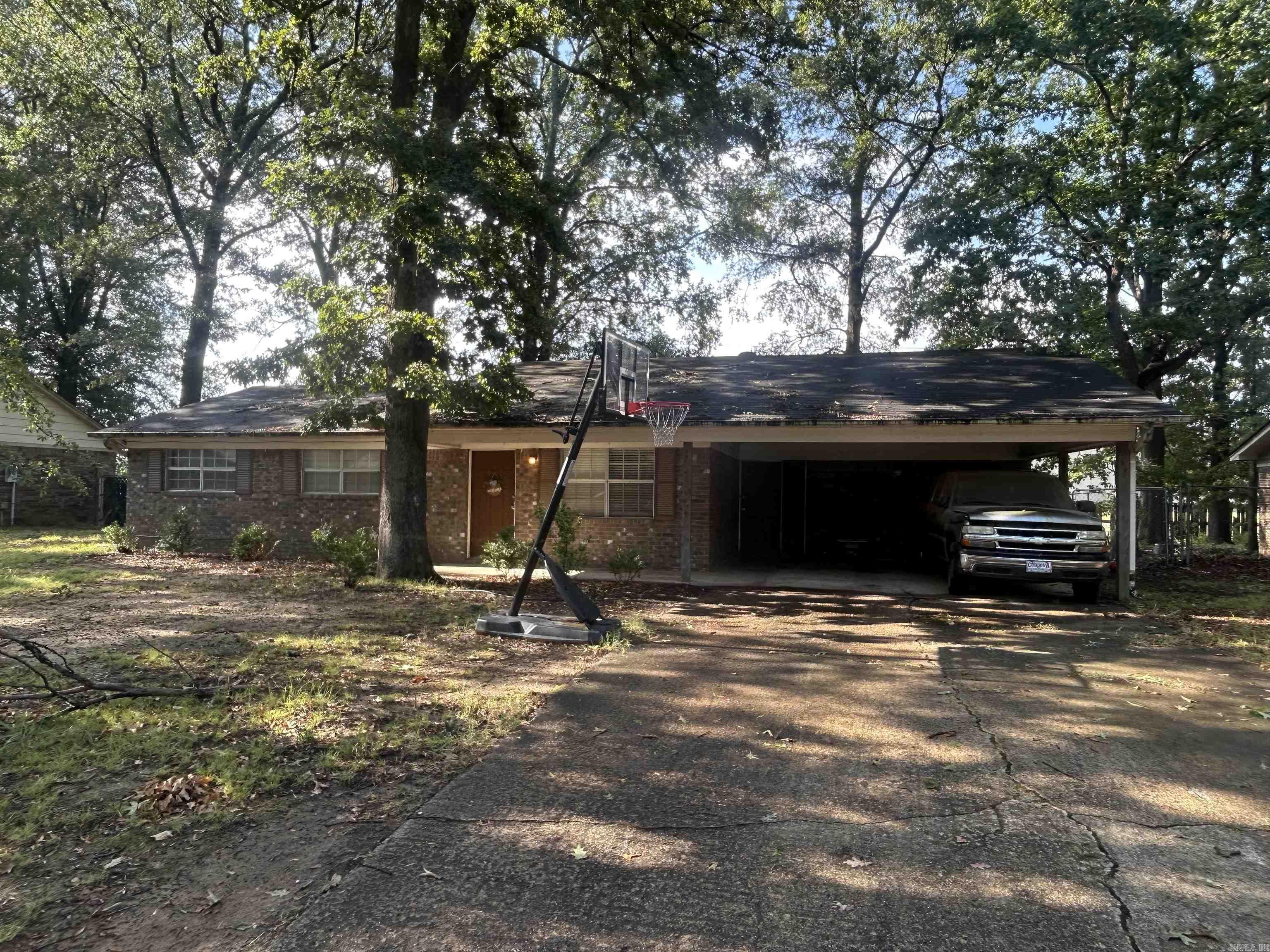 31 Indian Trail Property Photo 1