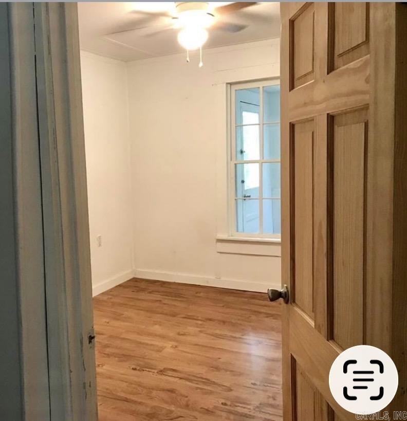 511 N Hickory Property Photo 6