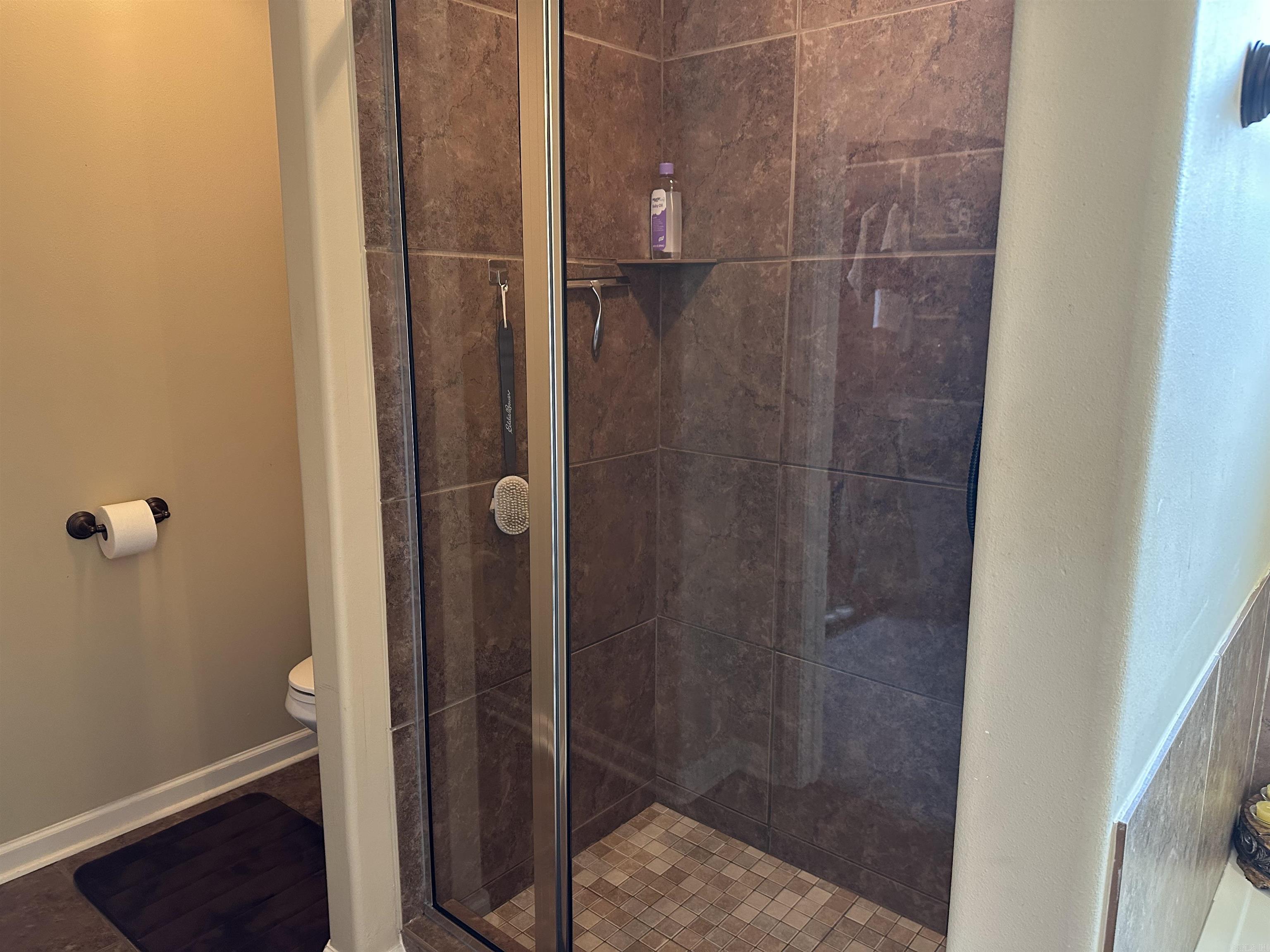 5304 Glenn Cove Property Photo 16