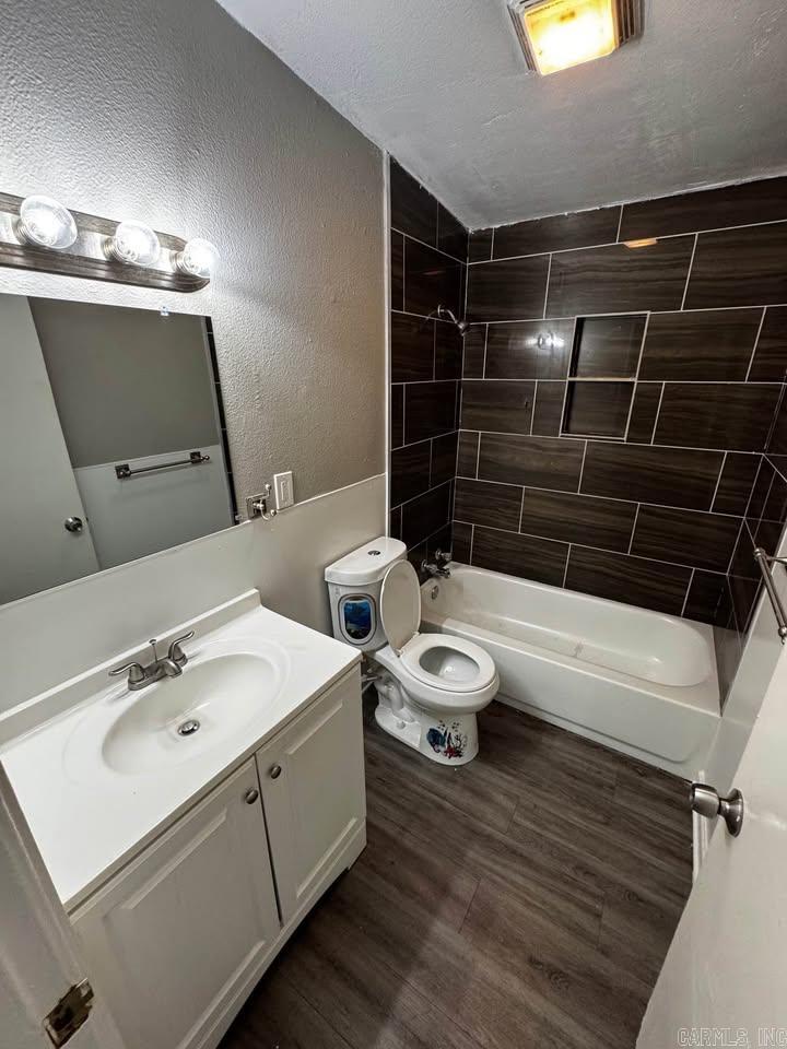 27 Ardmore Property Photo 3