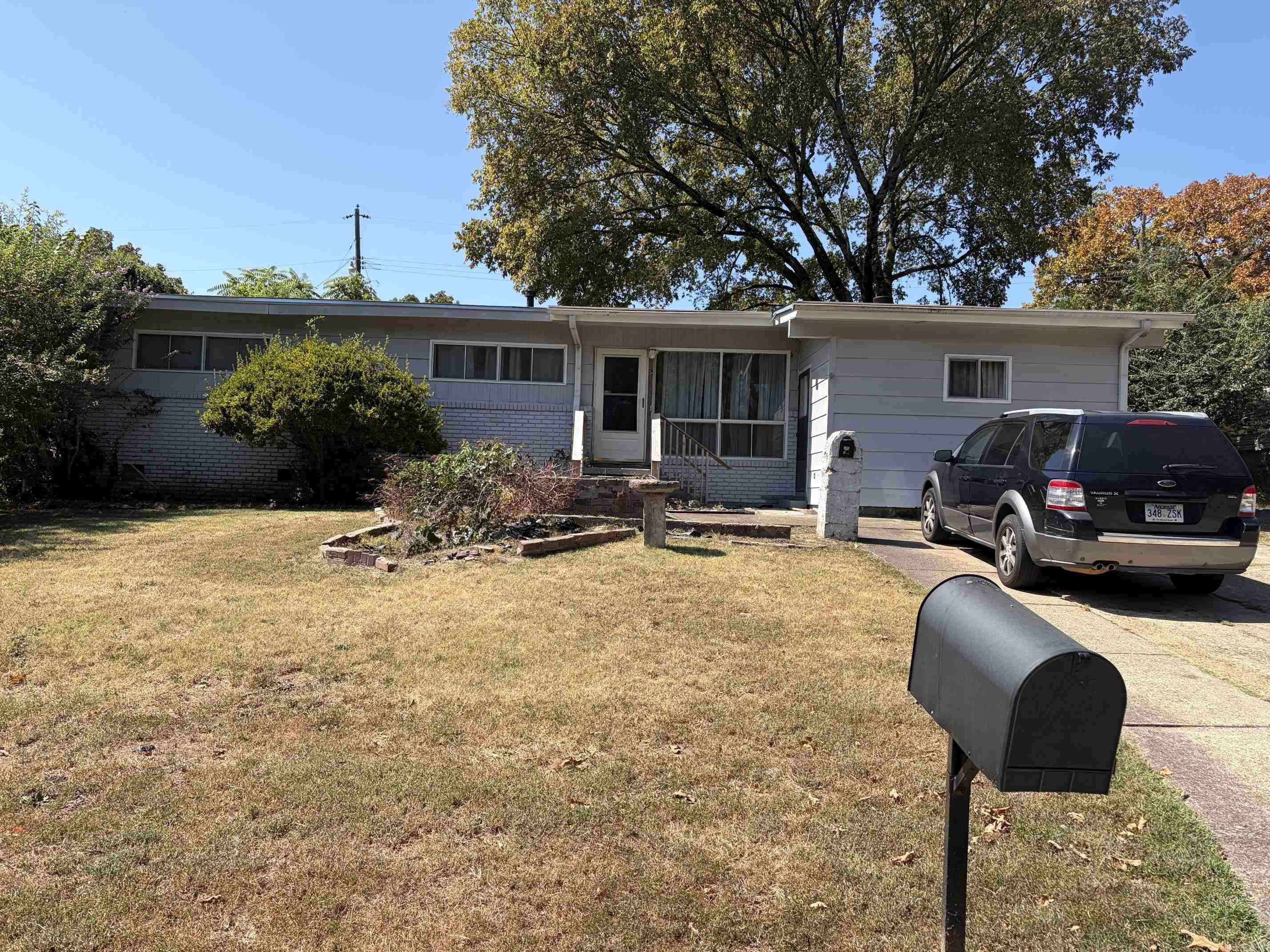 5 Westmont Circle Property Photo 1
