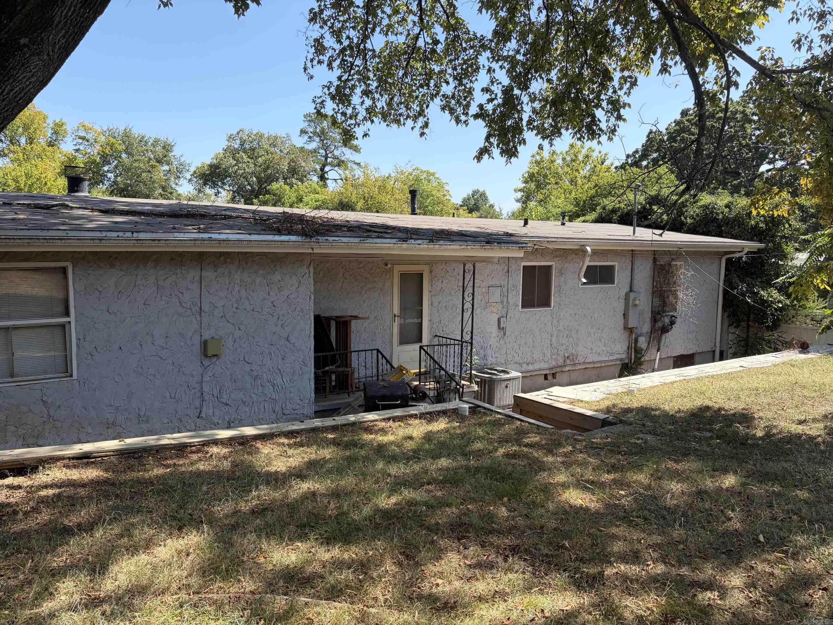 5 Westmont Circle Property Photo 2