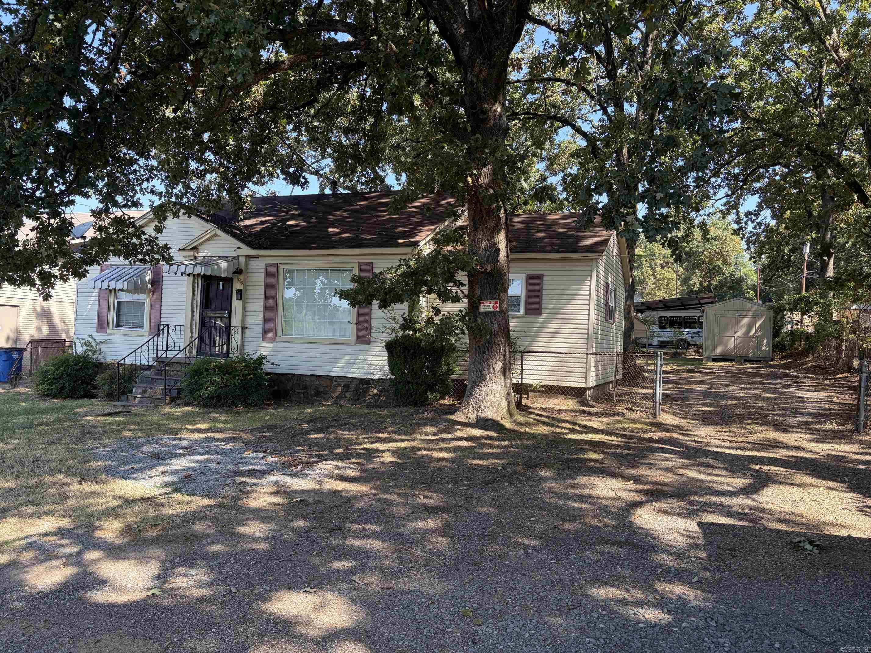 1919 Parkway Drive Property Photo 1