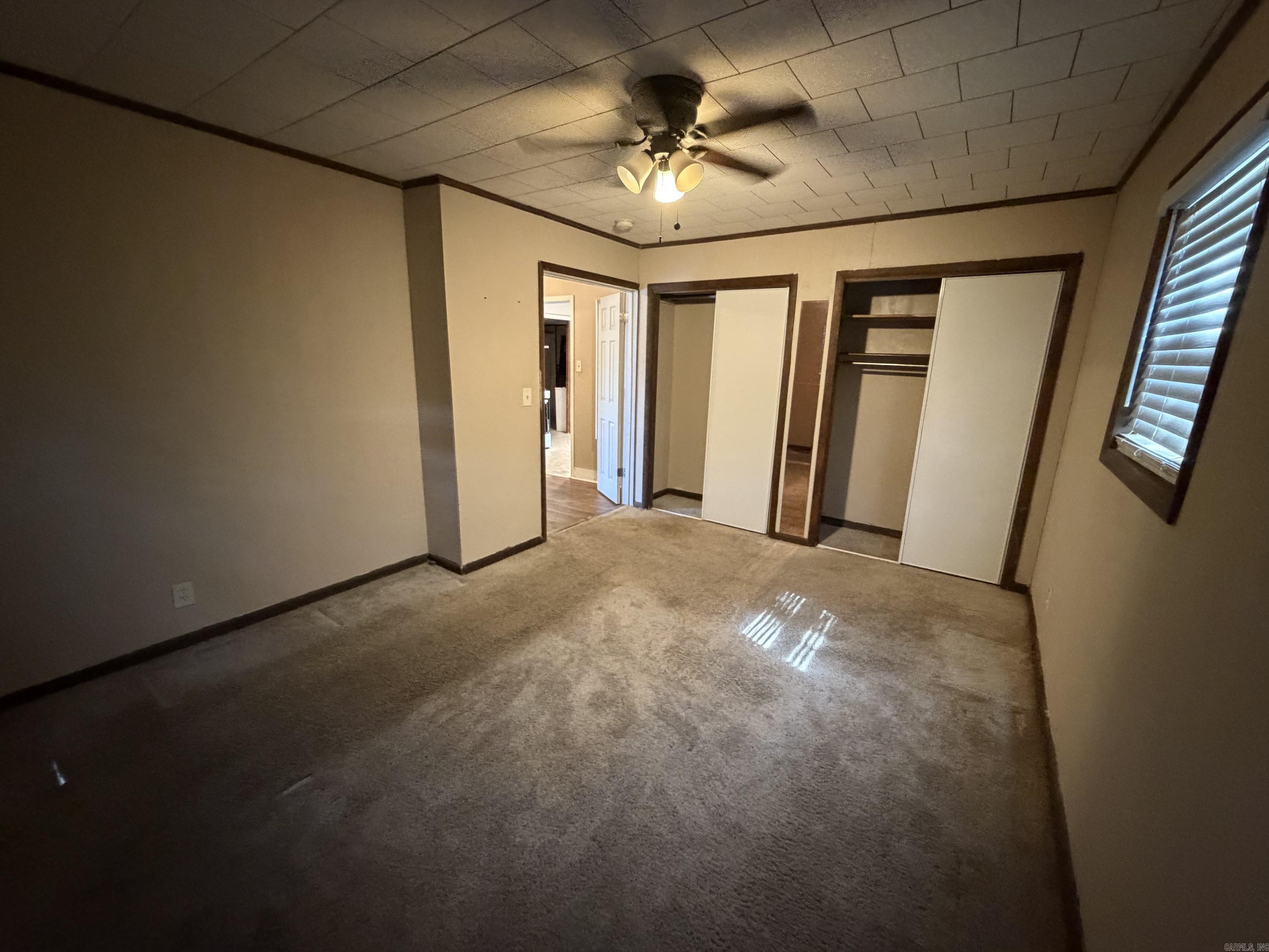 1919 Parkway Drive Property Photo 9