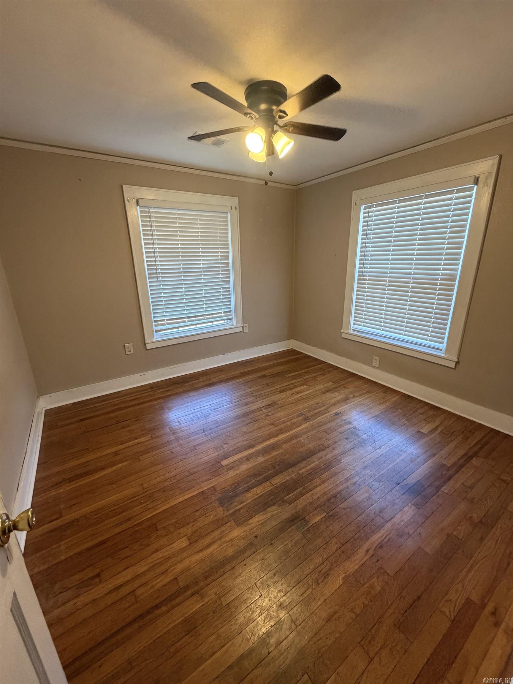 1919 Parkway Drive Property Photo 11