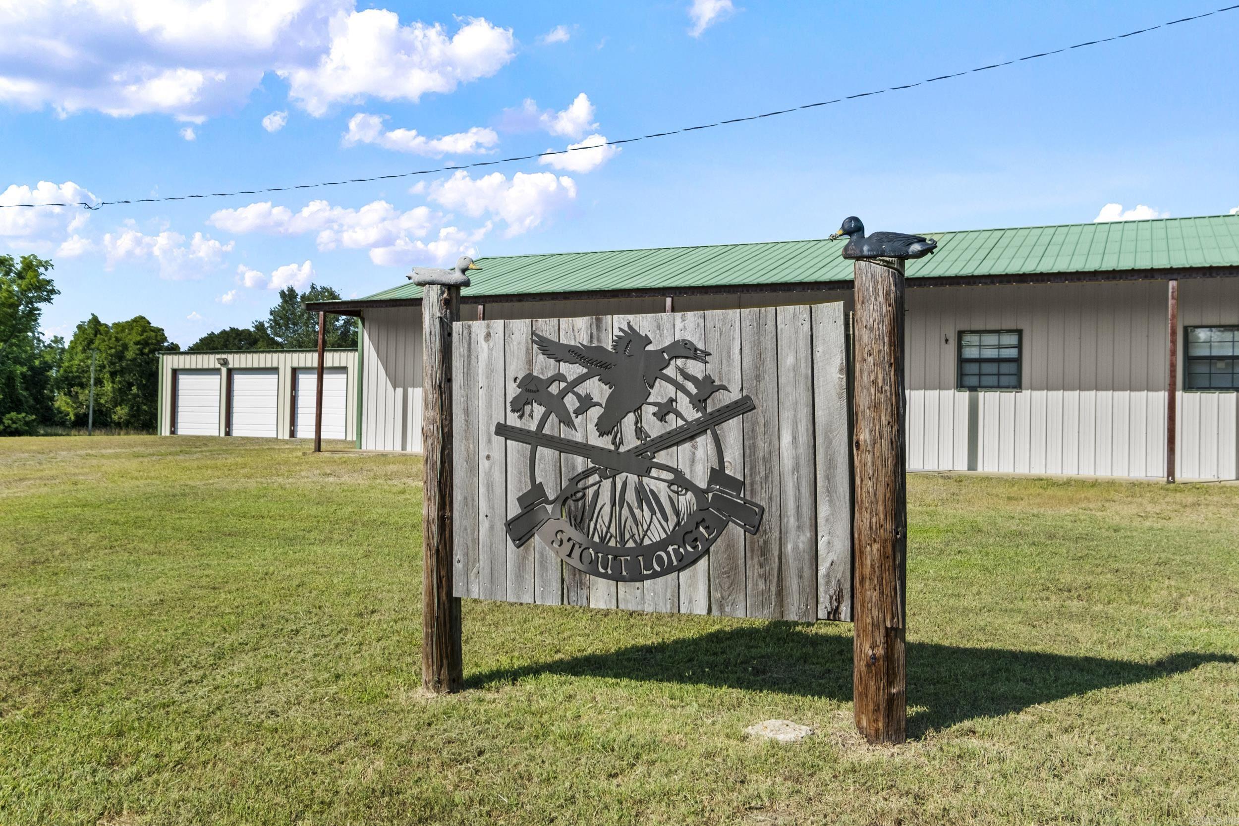 100 County Road 866