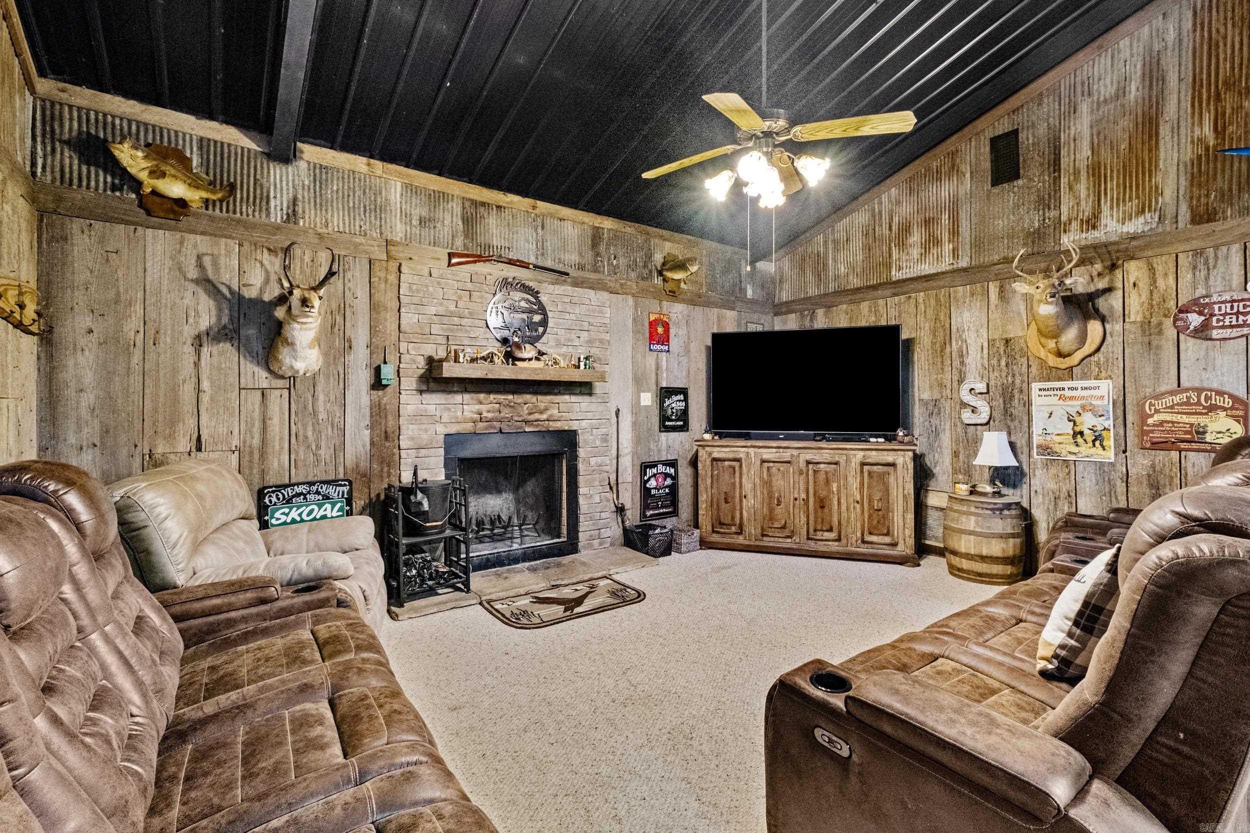 100 County Road 866 Property Photo 13
