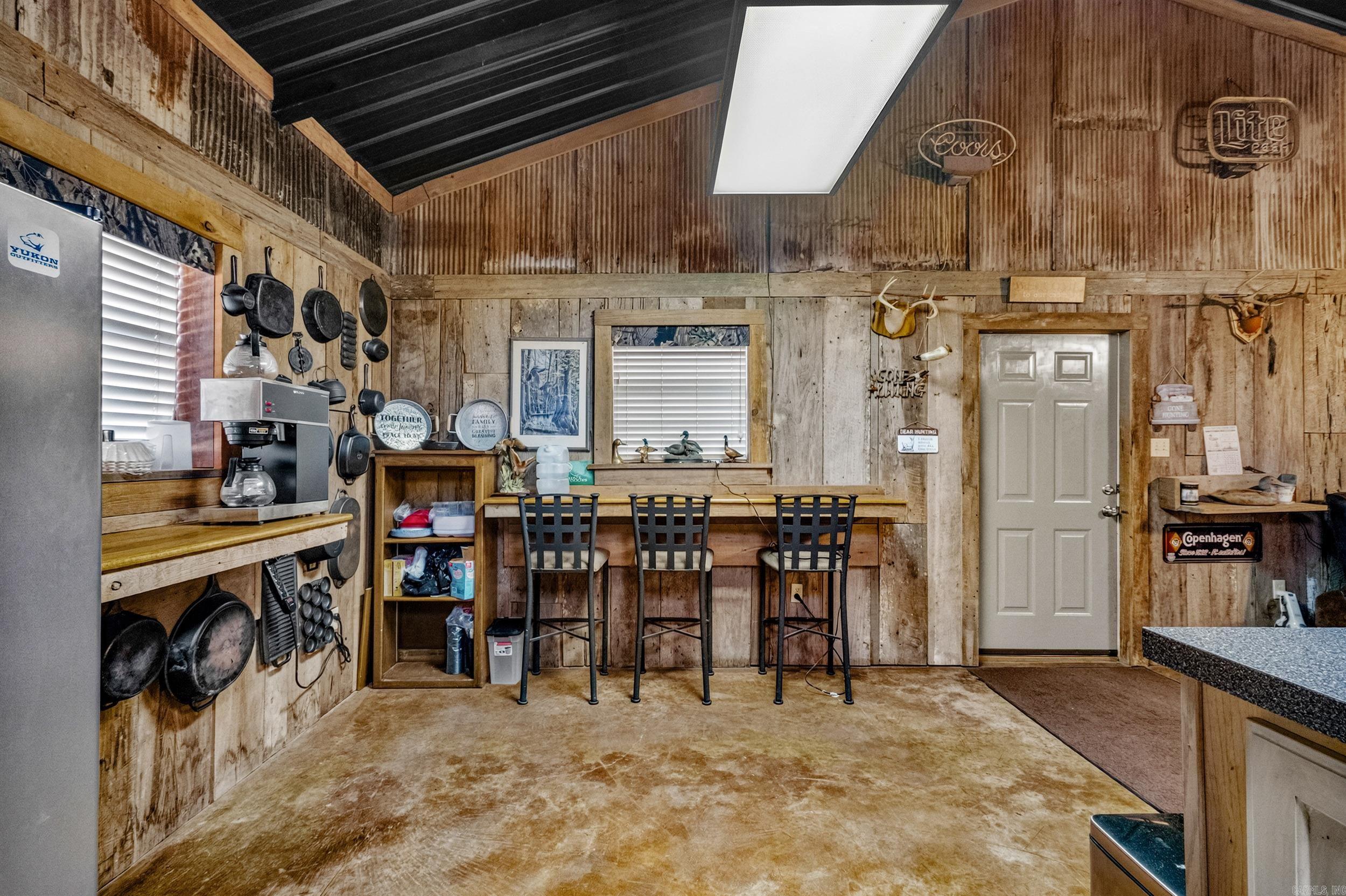 100 County Road 866 Property Photo 21