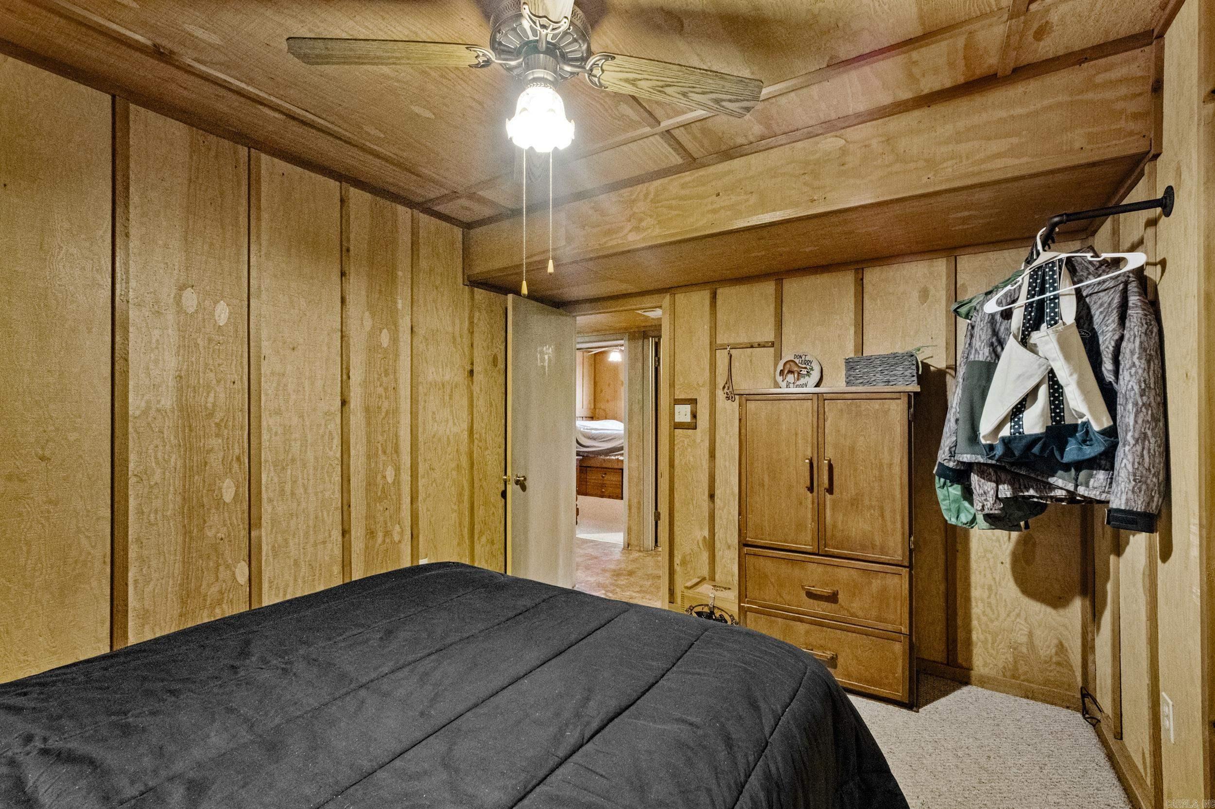100 County Road 866 Property Photo 32
