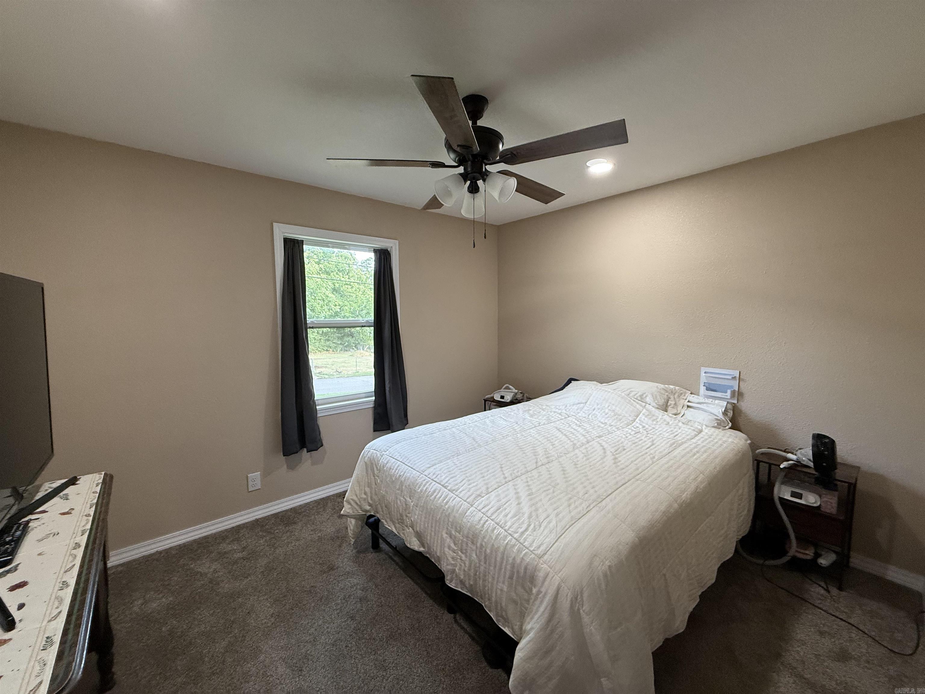 305 Farris Street Property Photo 14