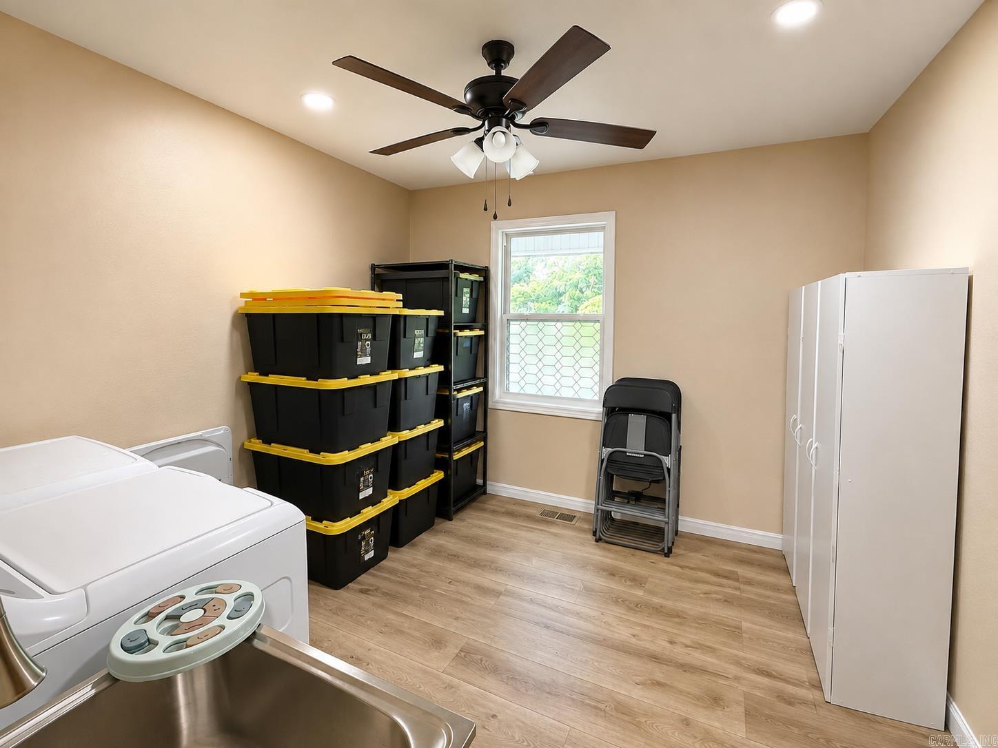 305 Farris Street Property Photo 17