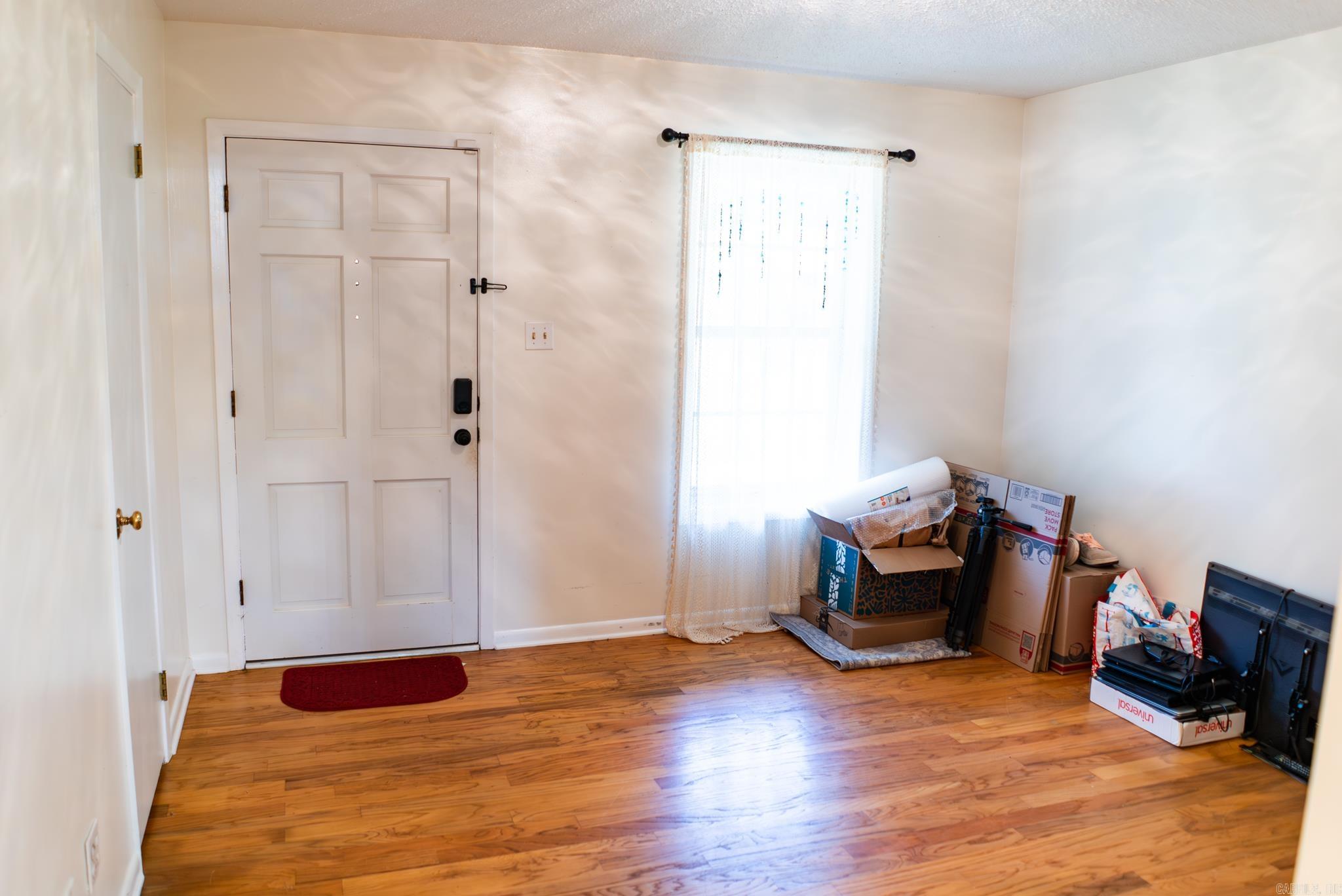 177 Center Drive Property Photo 4