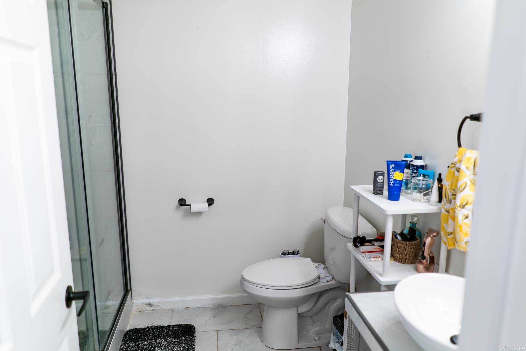 177 Center Drive Property Photo 18