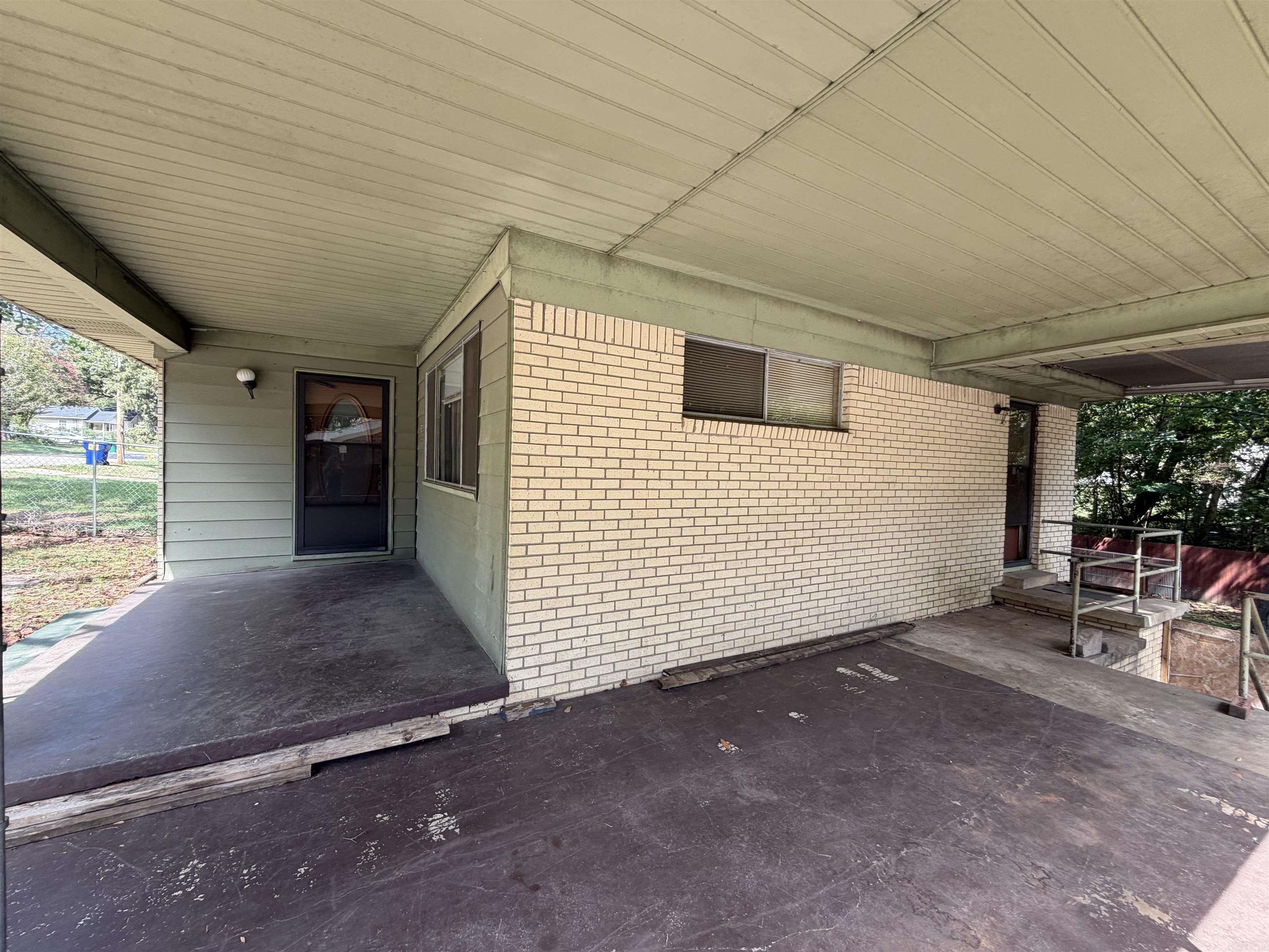 204 S Second Street Property Photo 2