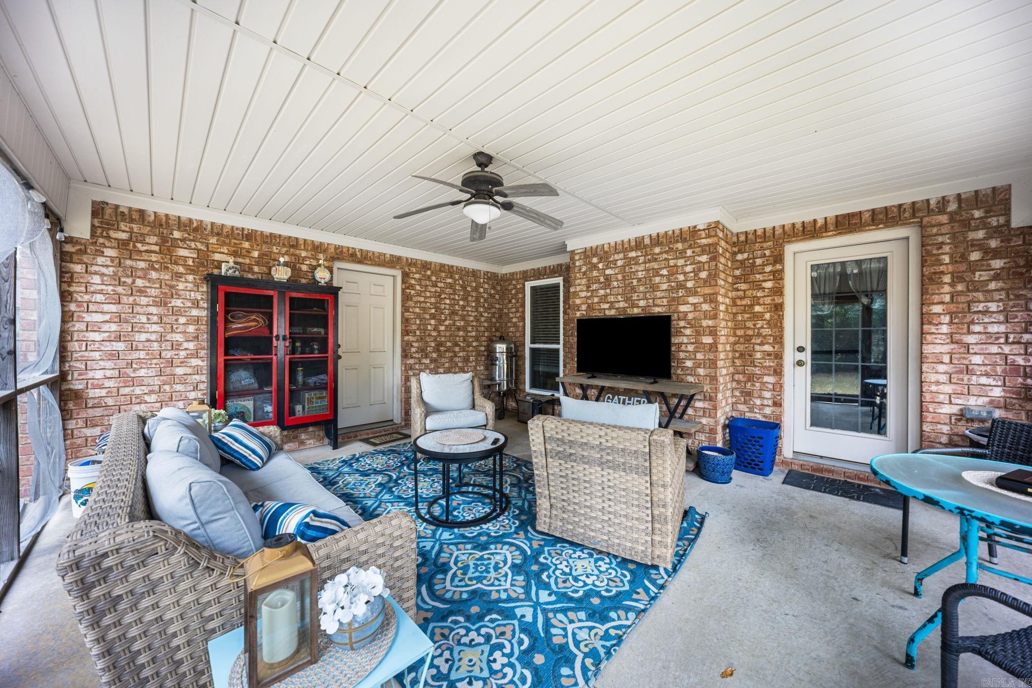 2115 Duane Drive Property Photo 6