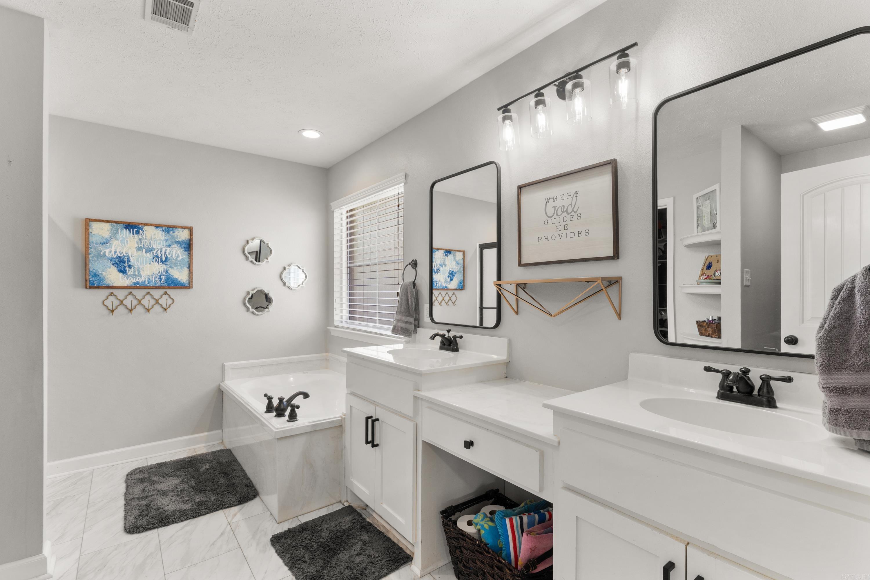 1705 Gardenia Property Photo 16