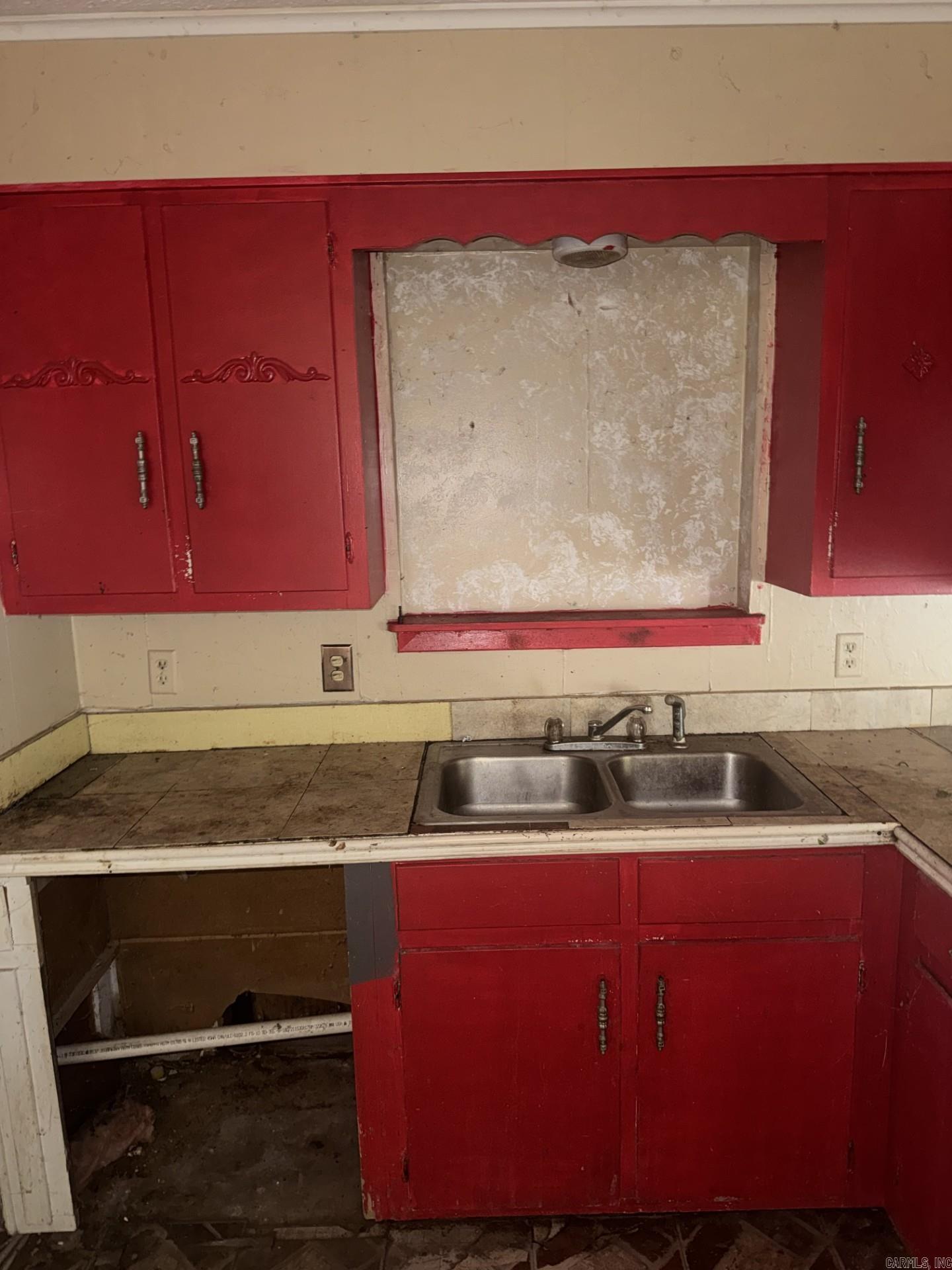 1108 S Oak St Property Photo 14