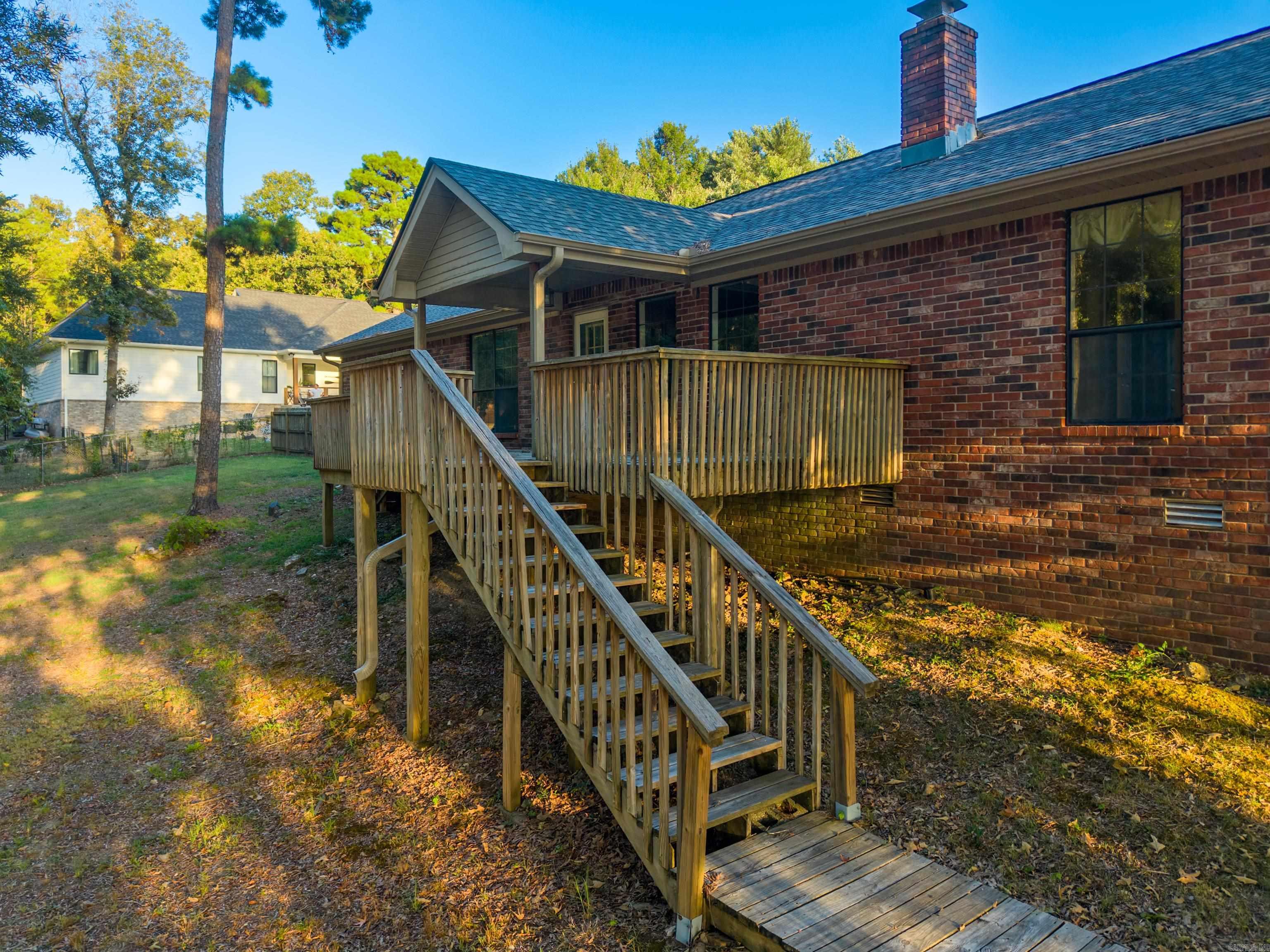 104 Waters Edge Cove Property Photo 7