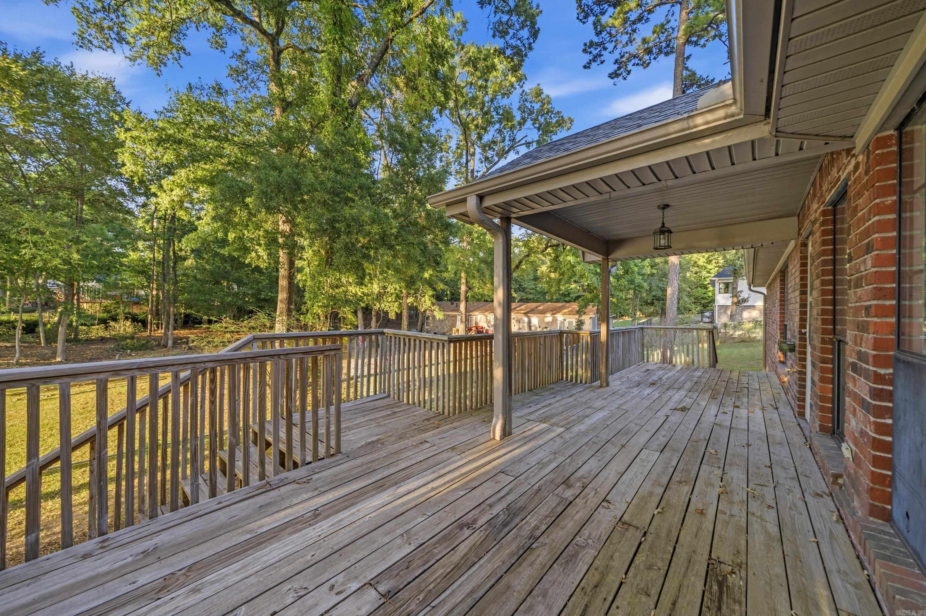 104 Waters Edge Cove Property Photo 14