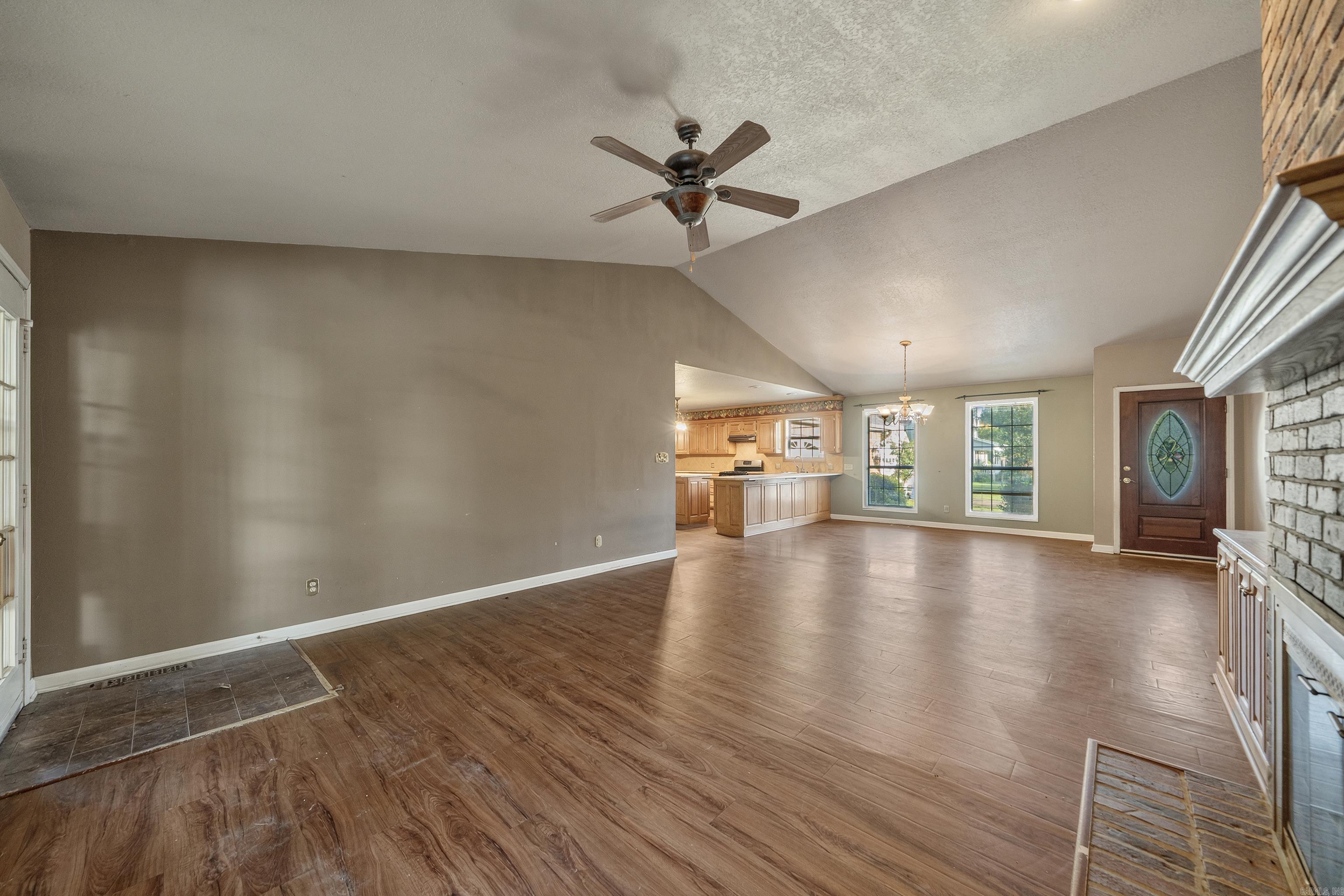 104 Waters Edge Cove Property Photo 16