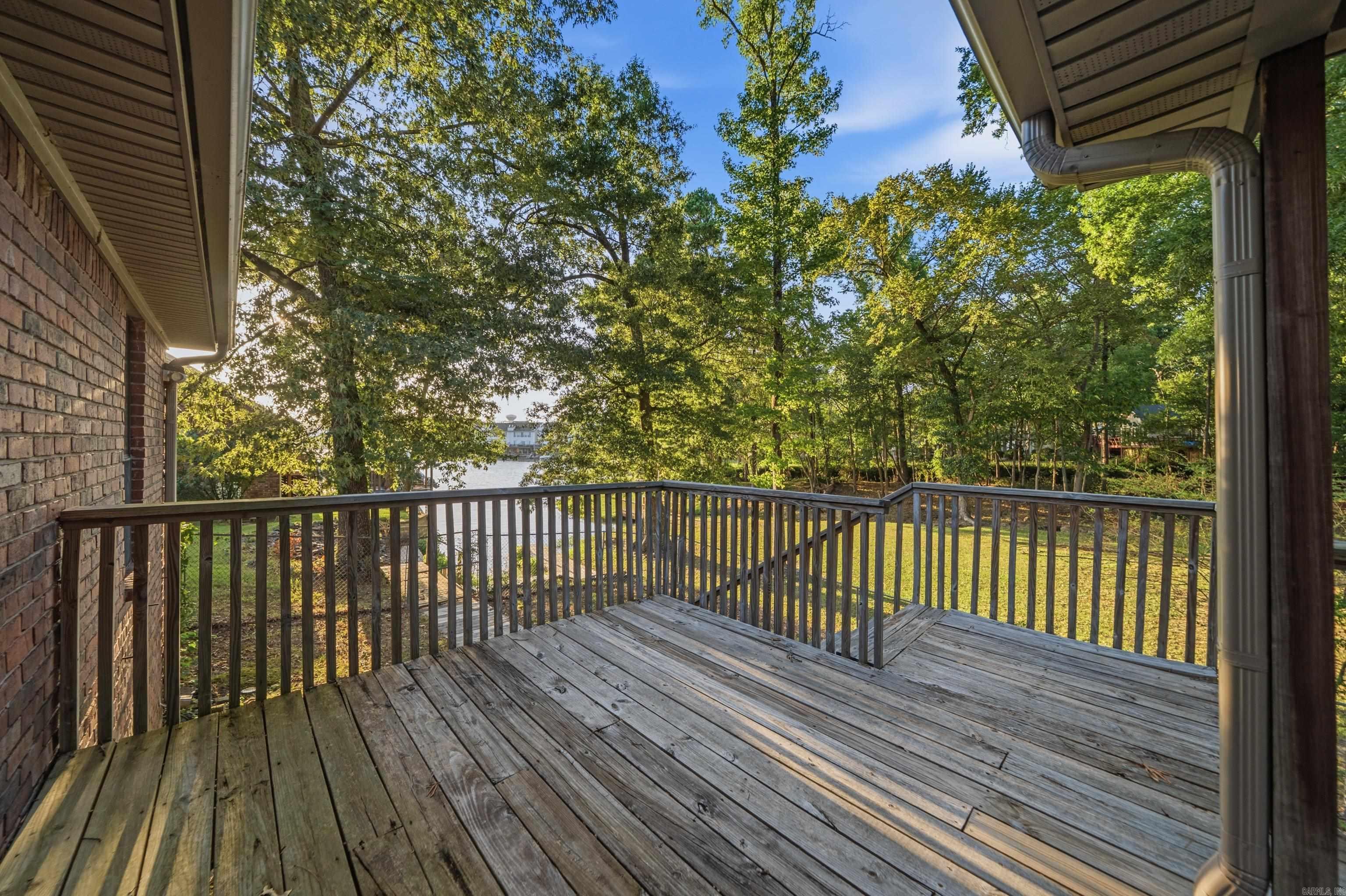 104 Waters Edge Cove Property Photo 41