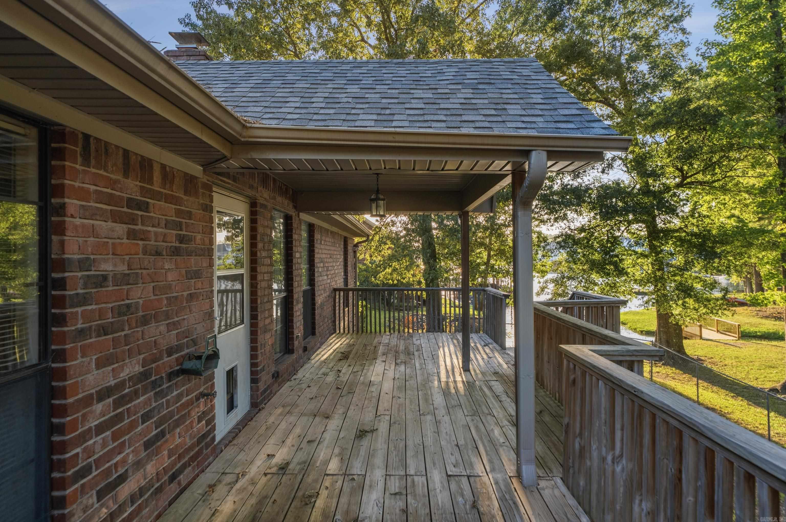 104 Waters Edge Cove Property Photo 42