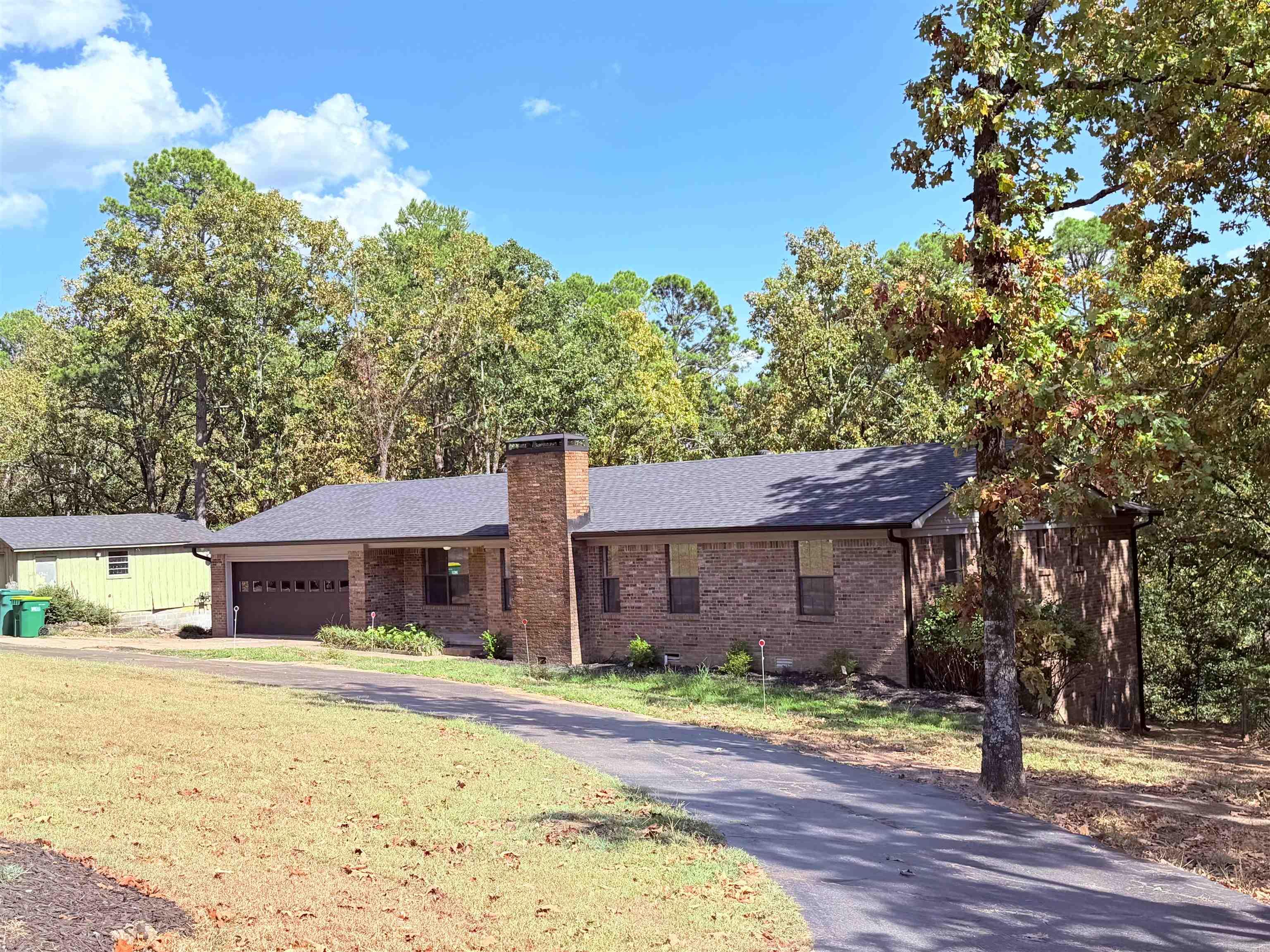 16411 Lone Pine Property Photo 1