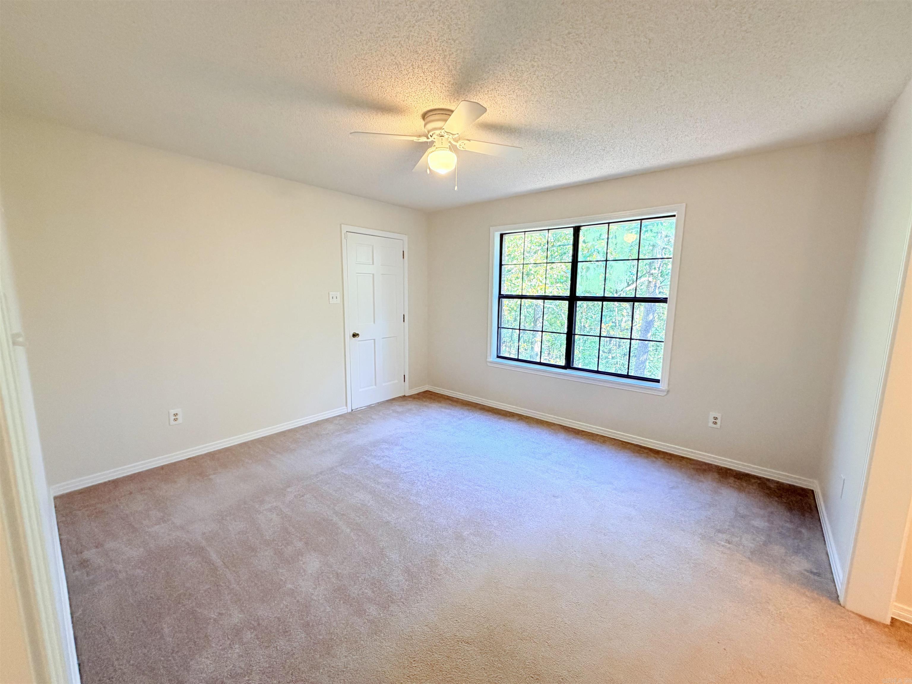 16411 Lone Pine Property Photo 16