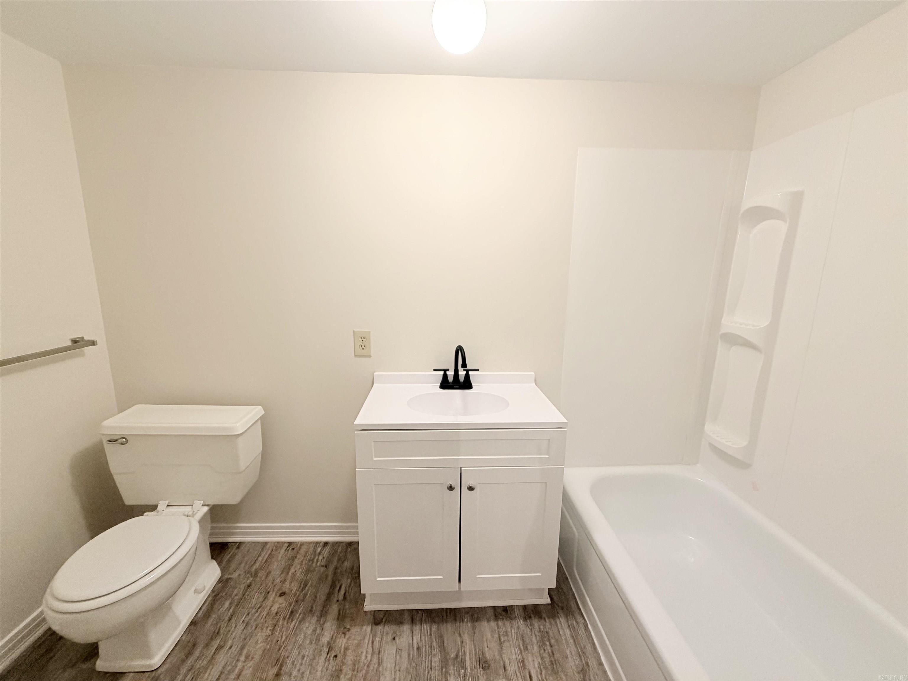 16411 Lone Pine Property Photo 24