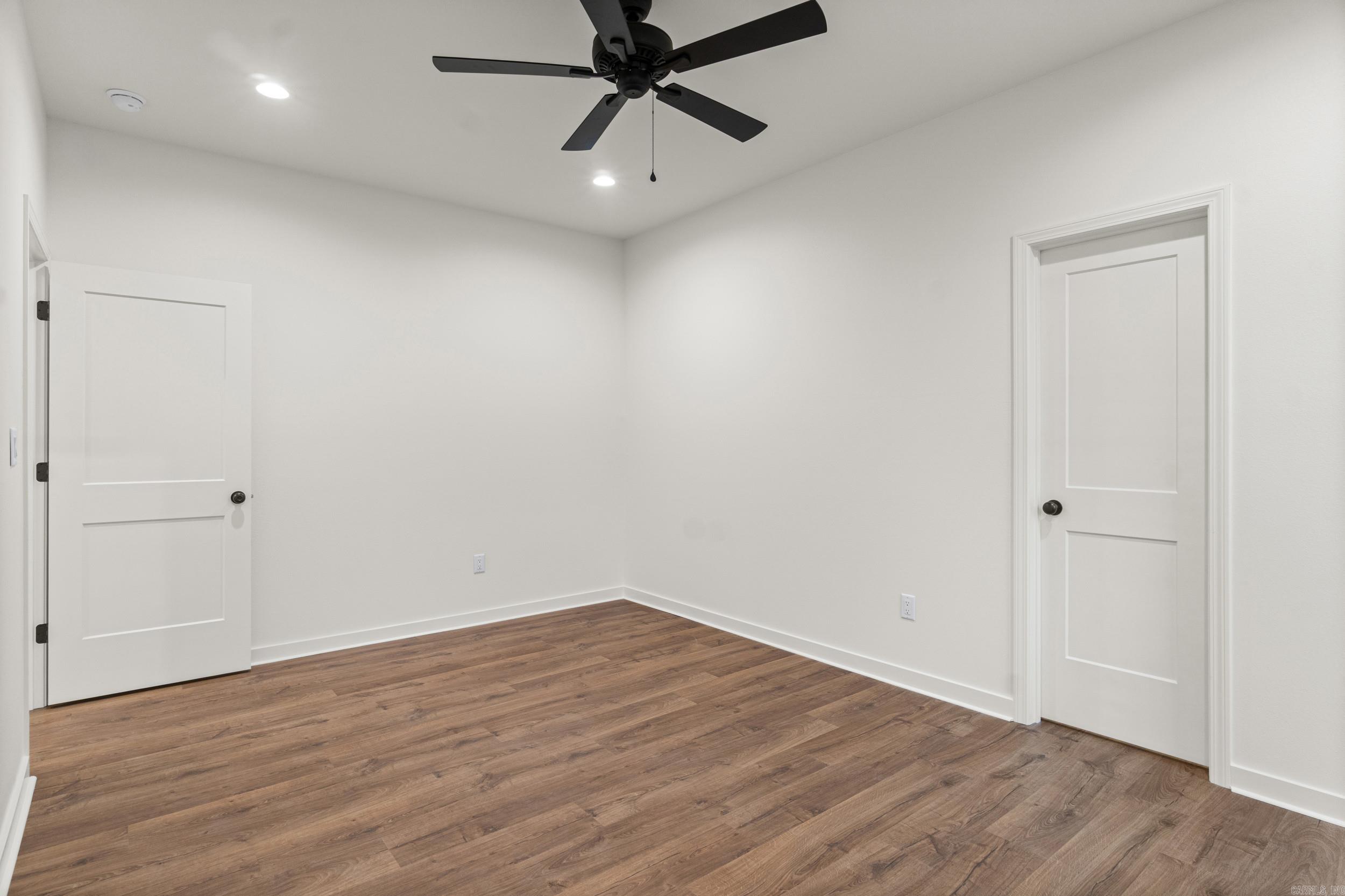 19 Southwind Property Photo 21