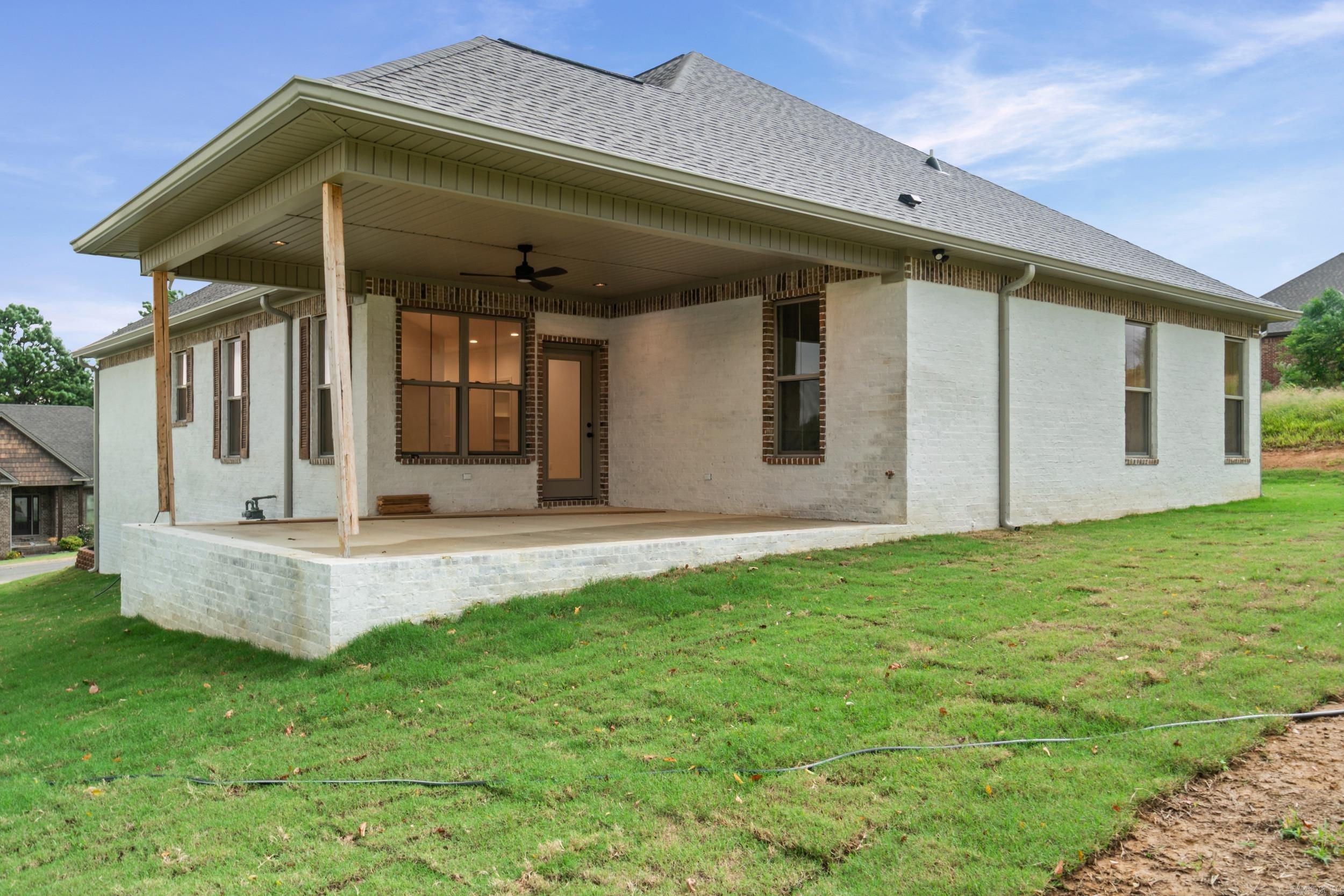 19 Southwind Property Photo 26