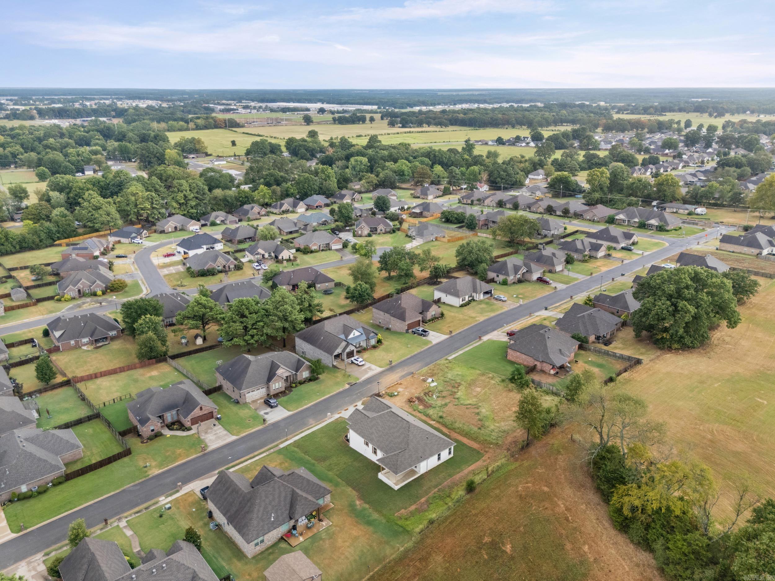 19 Southwind Property Photo 30