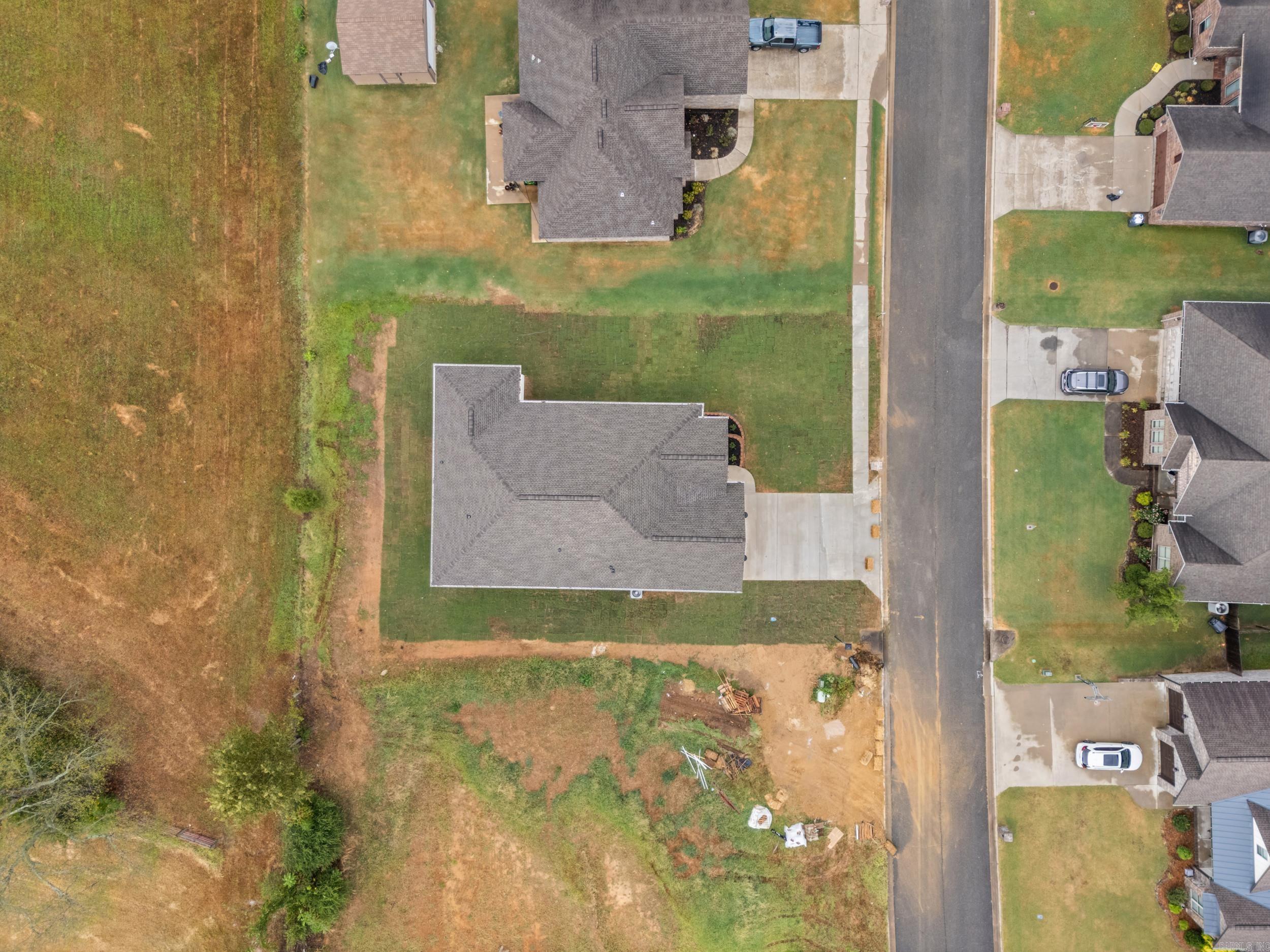 19 Southwind Property Photo 32