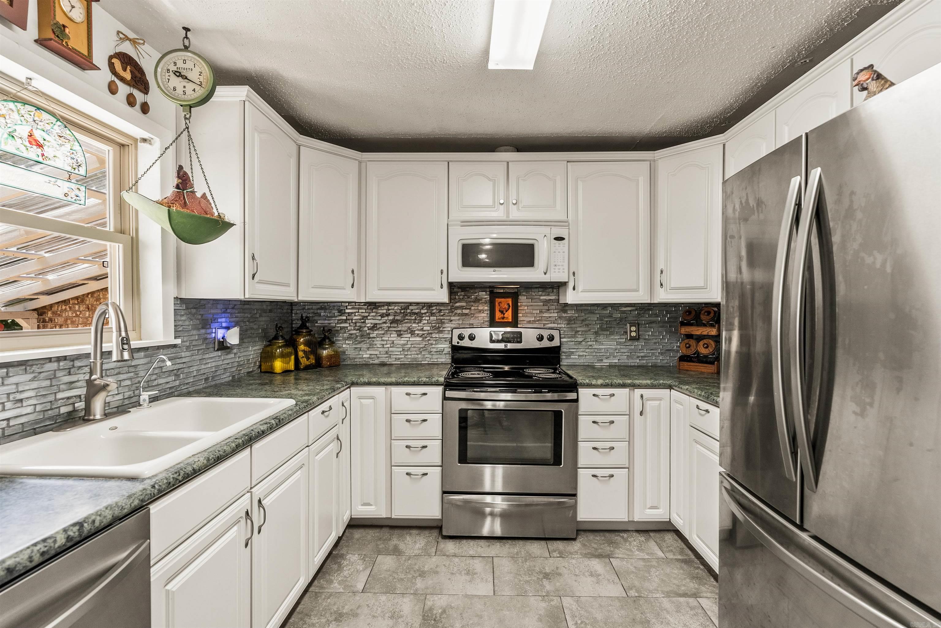 564 Green Tree Road Property Photo 14