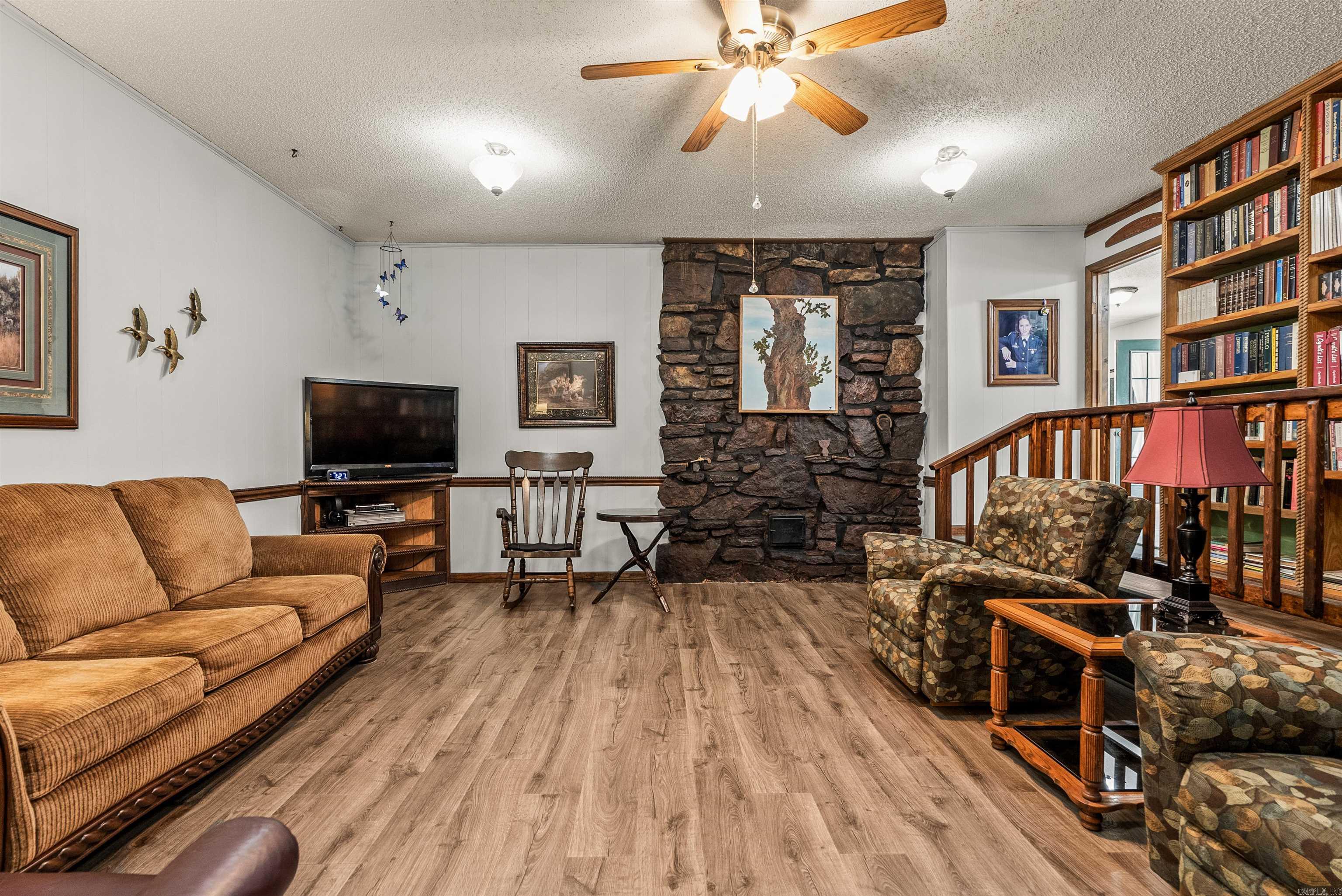 564 Green Tree Road Property Photo 15