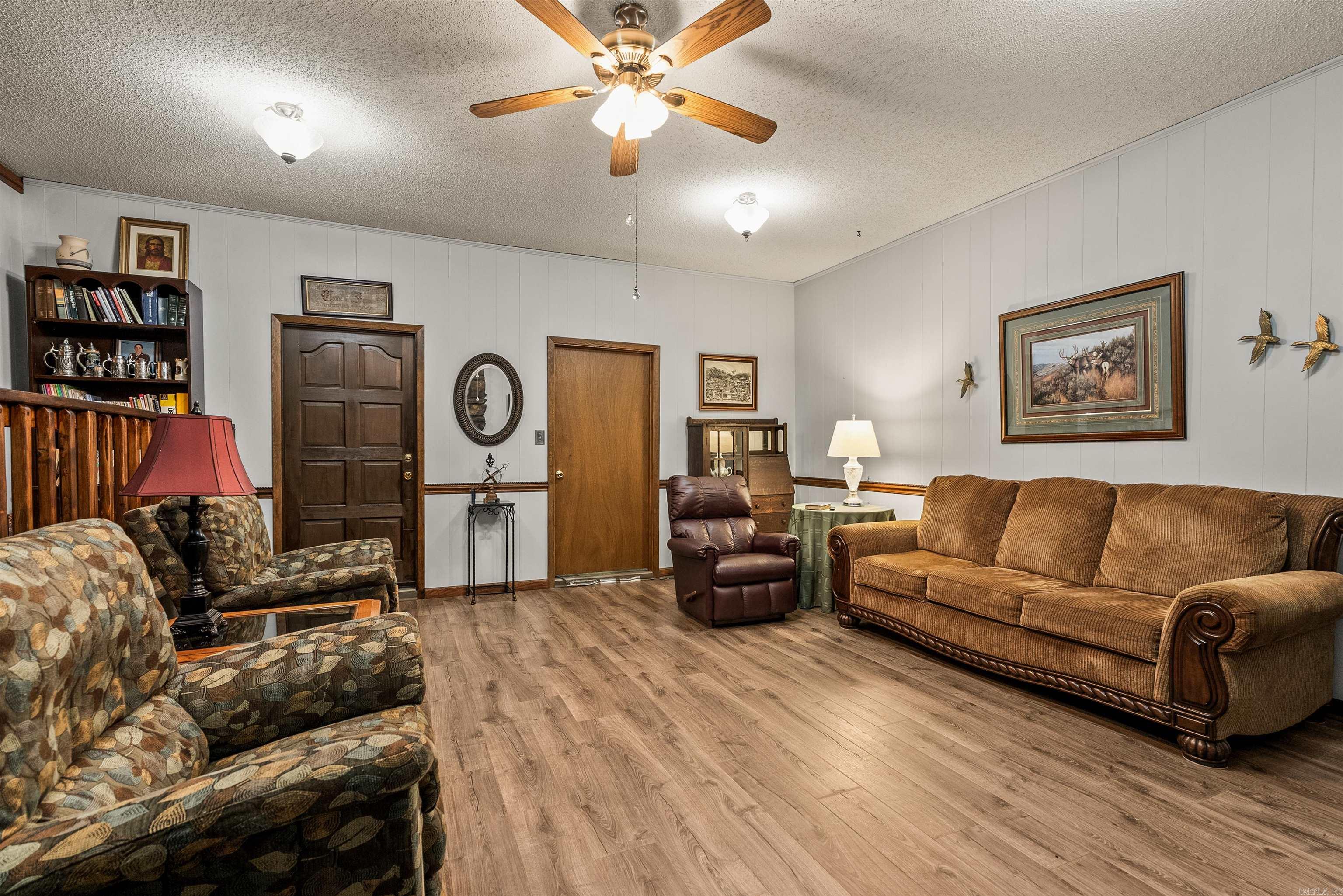 564 Green Tree Road Property Photo 16