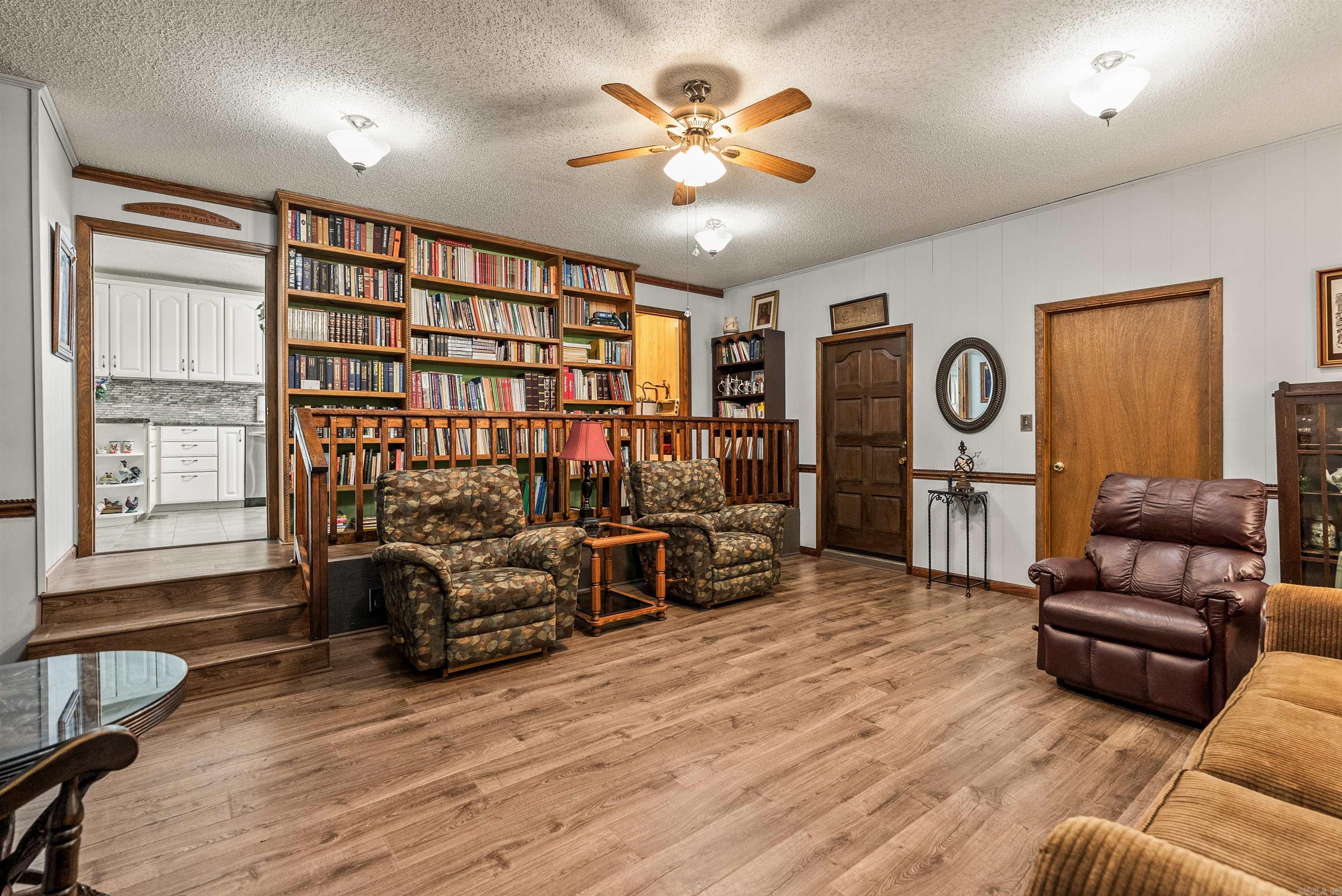 564 Green Tree Road Property Photo 18
