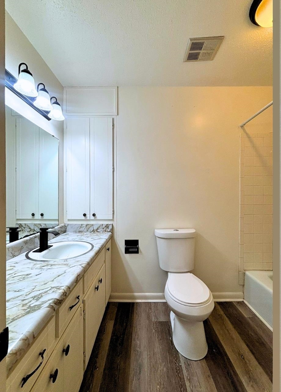 5 Duo Circle Property Photo 28