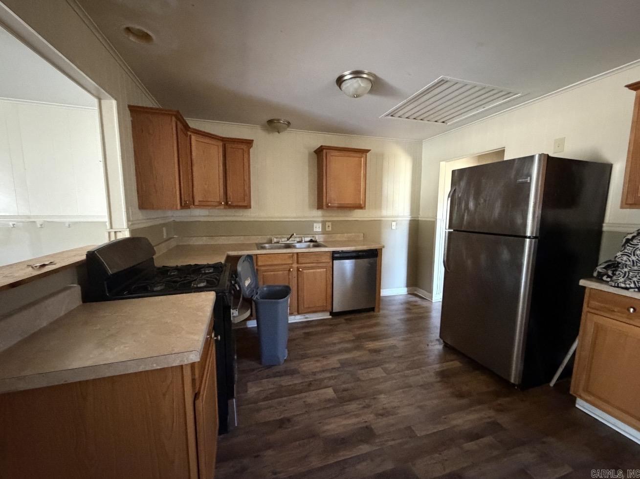 4700/4702 Lynch Drive Property Photo 4