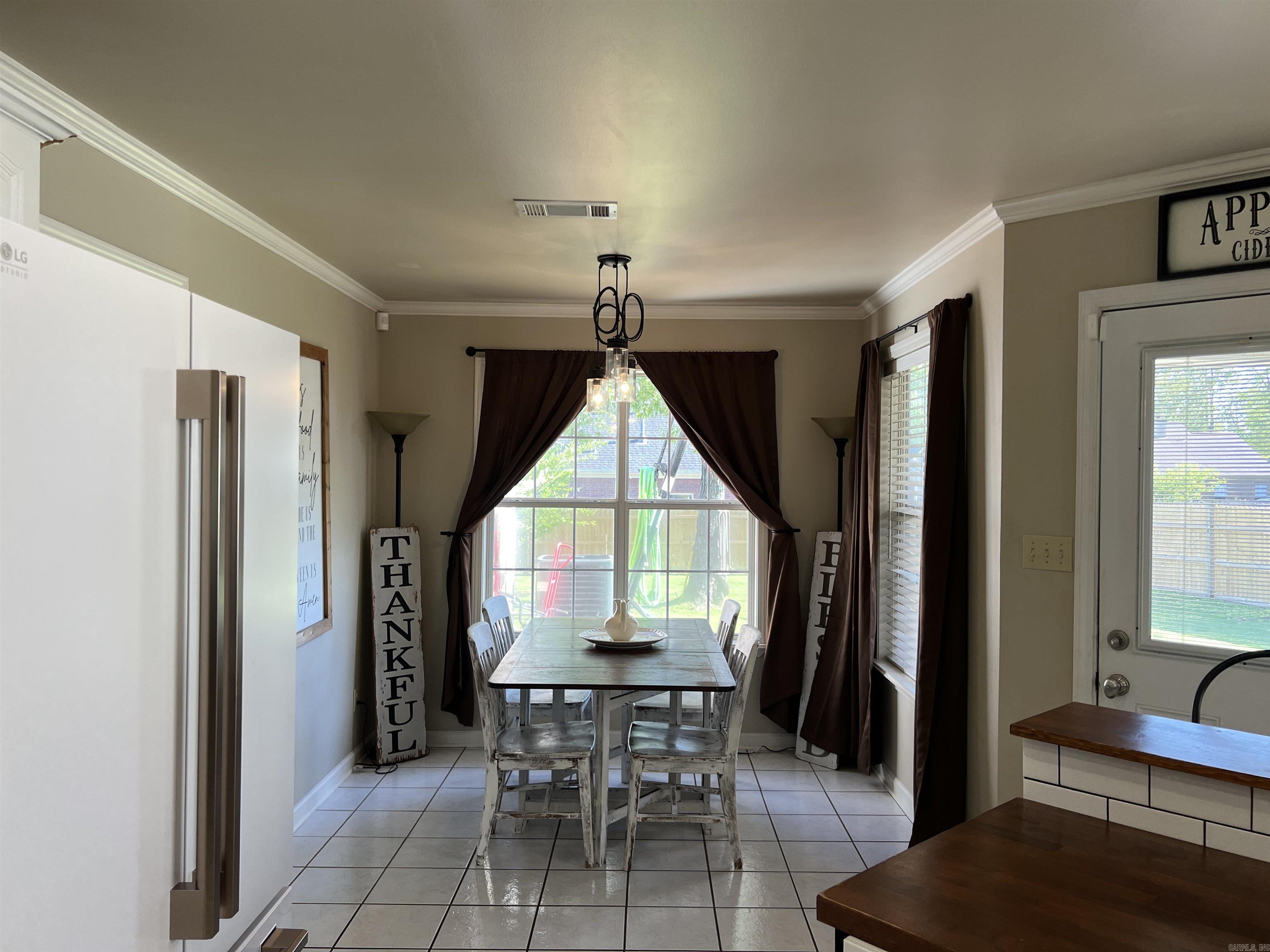 200 Blue Bird Cove Property Photo 15