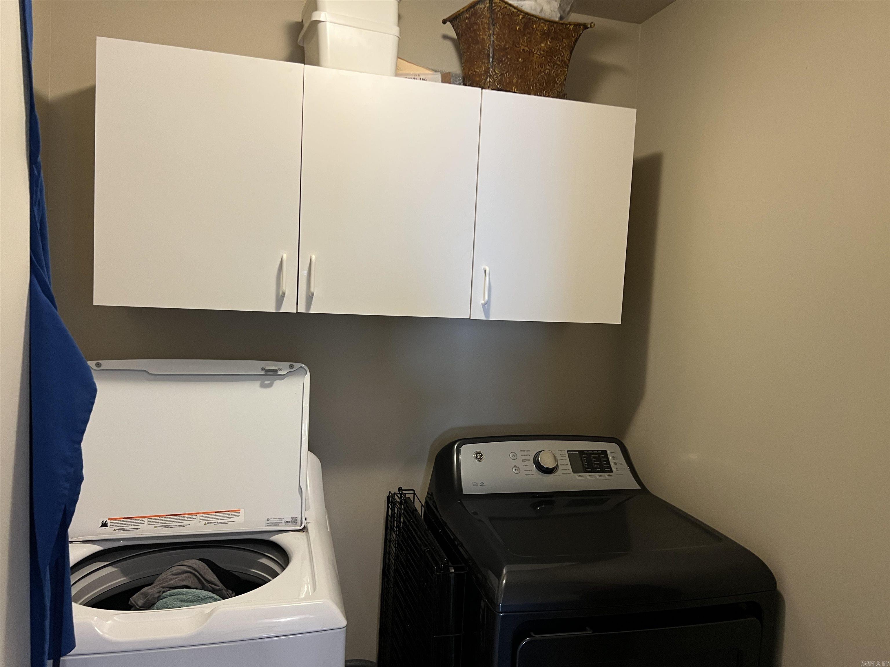 200 Blue Bird Cove Property Photo 16