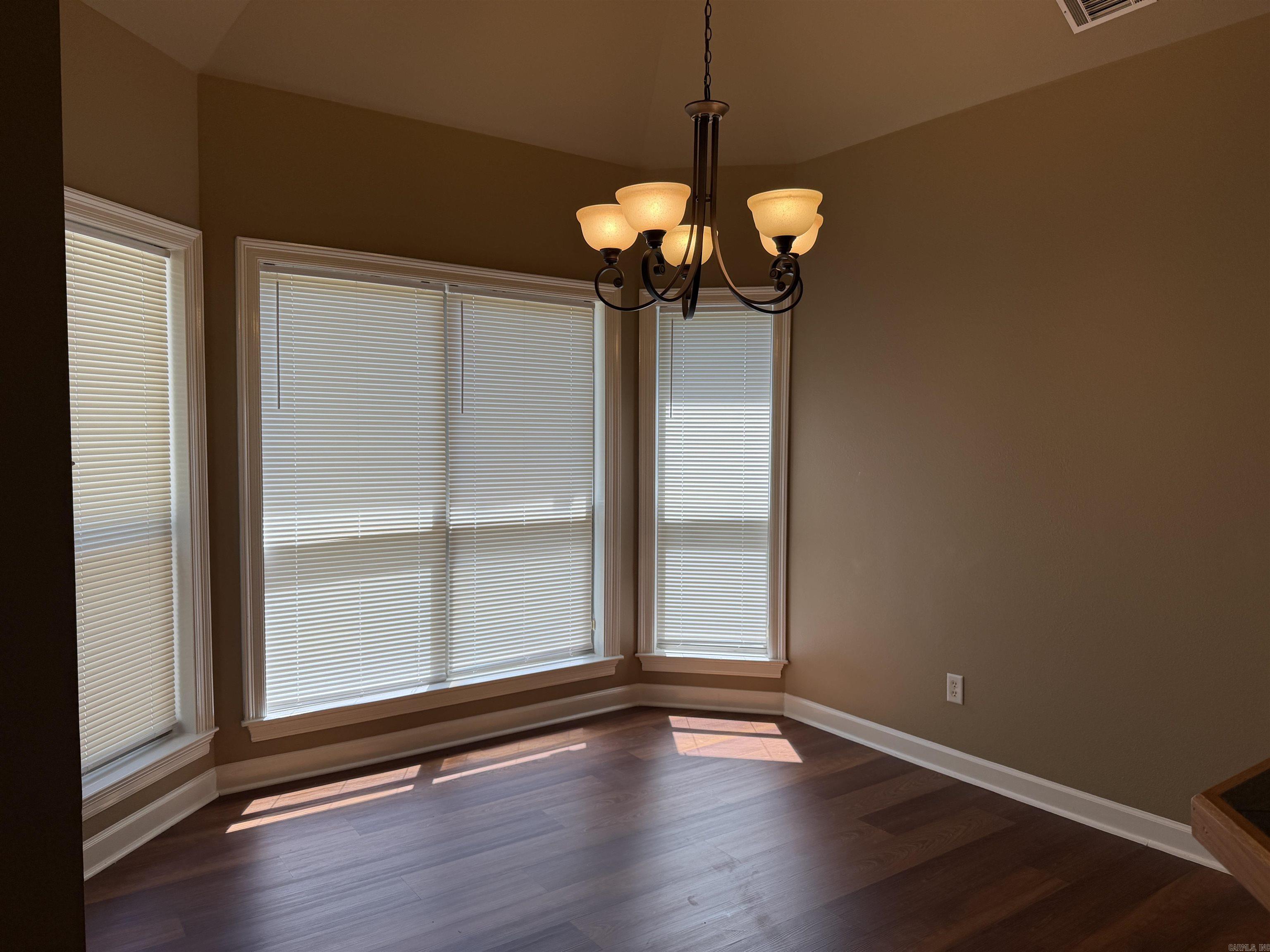 806 Semora Road Property Photo 10